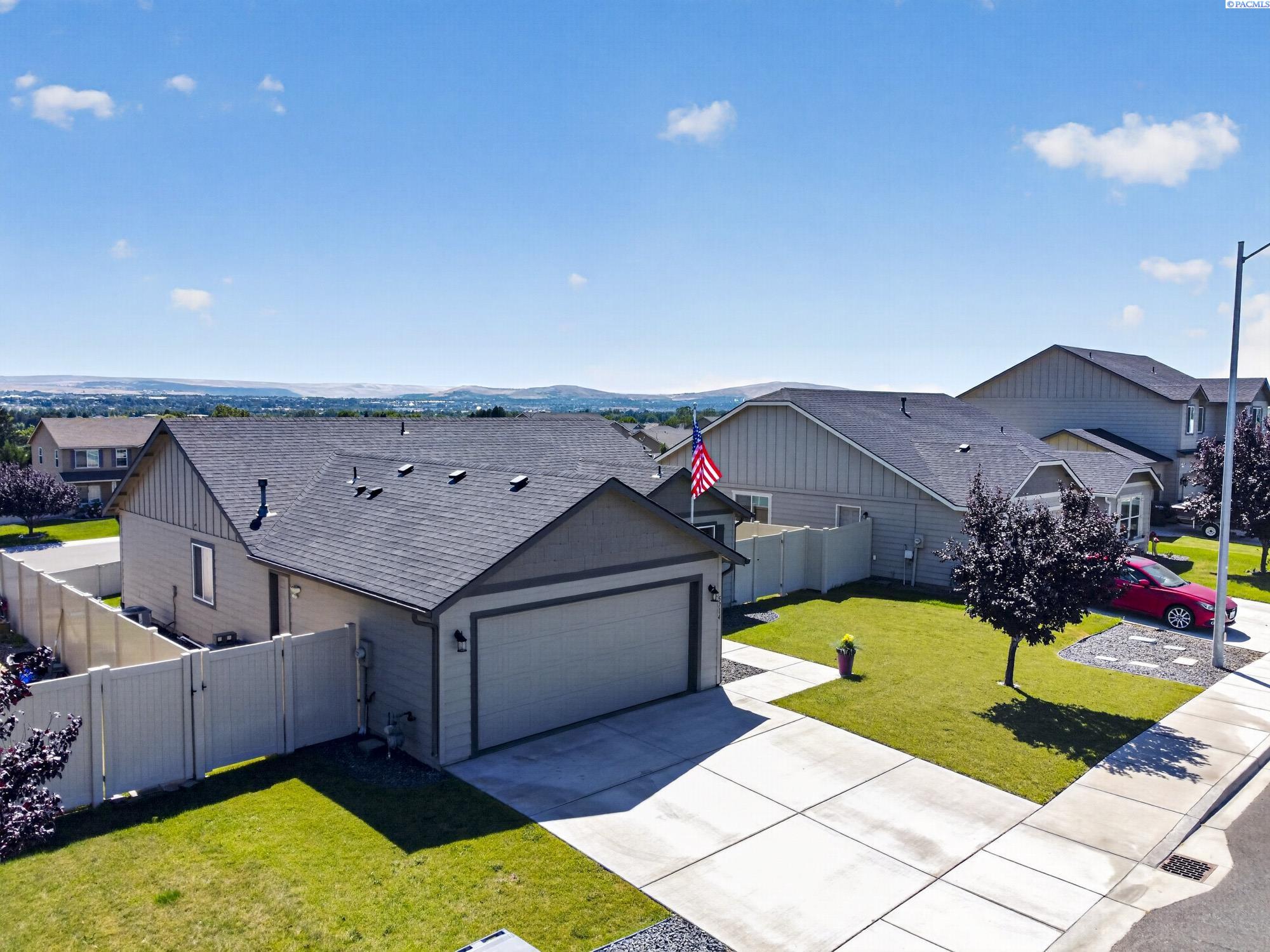 5714 Chapel Hill Blvd, Pasco, WA 99301