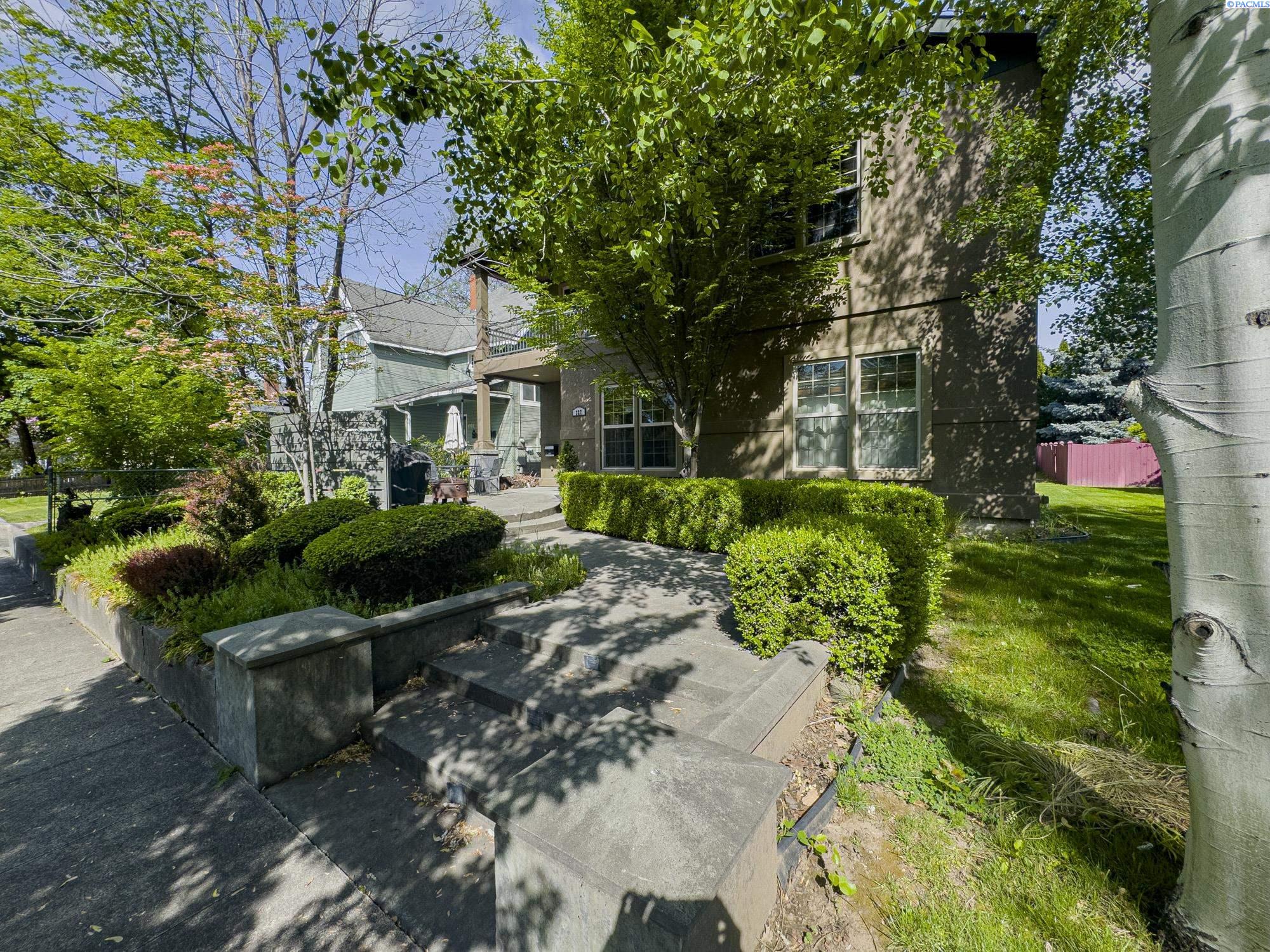 327 Birch St, Walla Walla, WA 99362