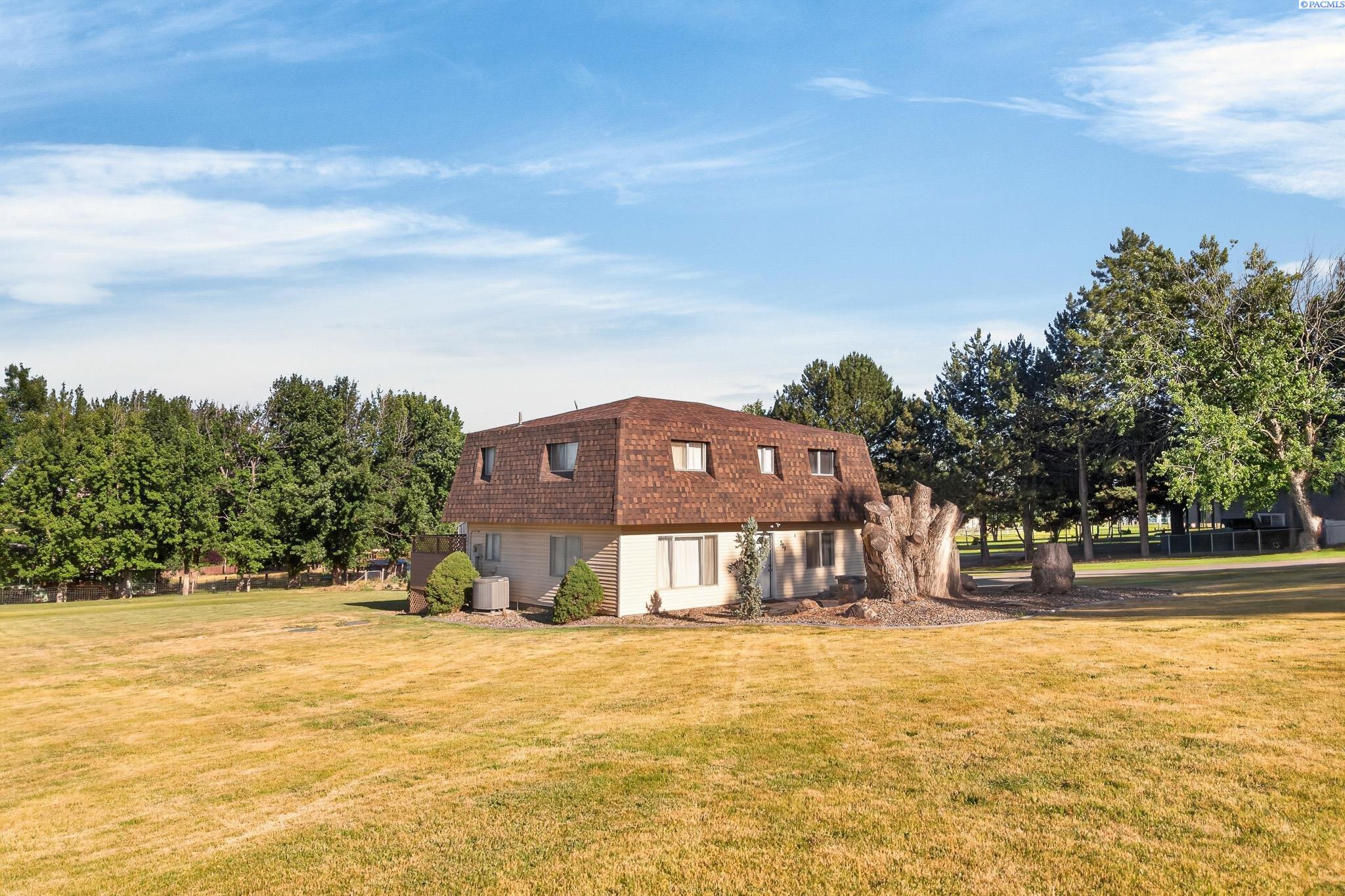509 Wagon Wheel Pr Nw, Benton City, WA 99320