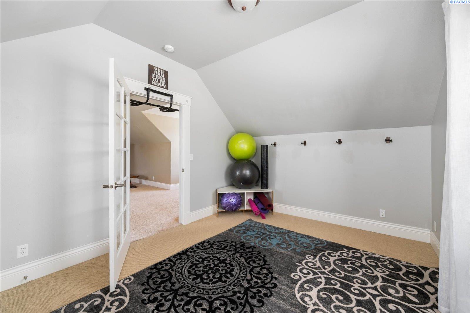 91903 Holly Rd, Kennewick, WA 99338