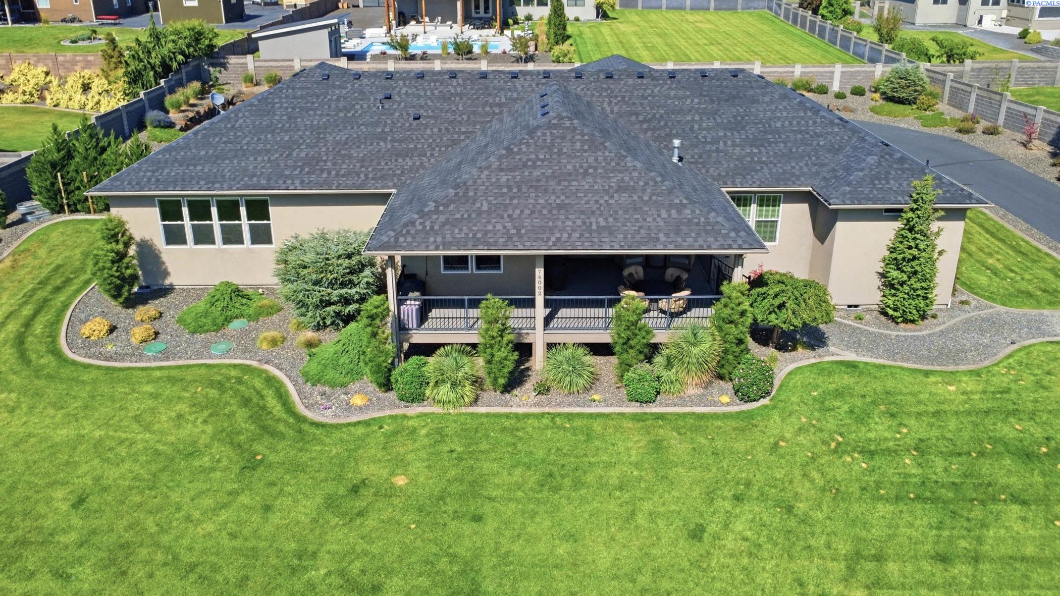 74002 Grand Bluff Lp, Kennewick, WA 99338