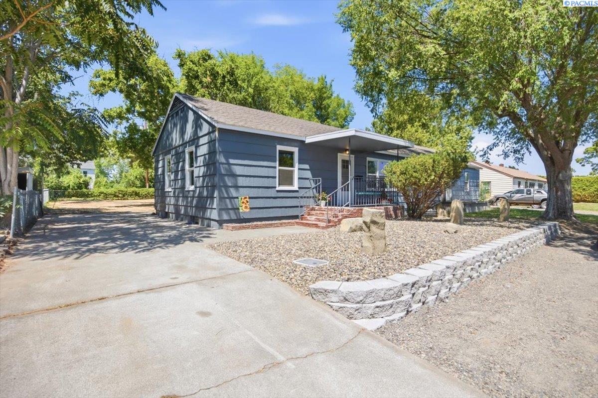 1421 Mahan Ave, Richland, WA 99354