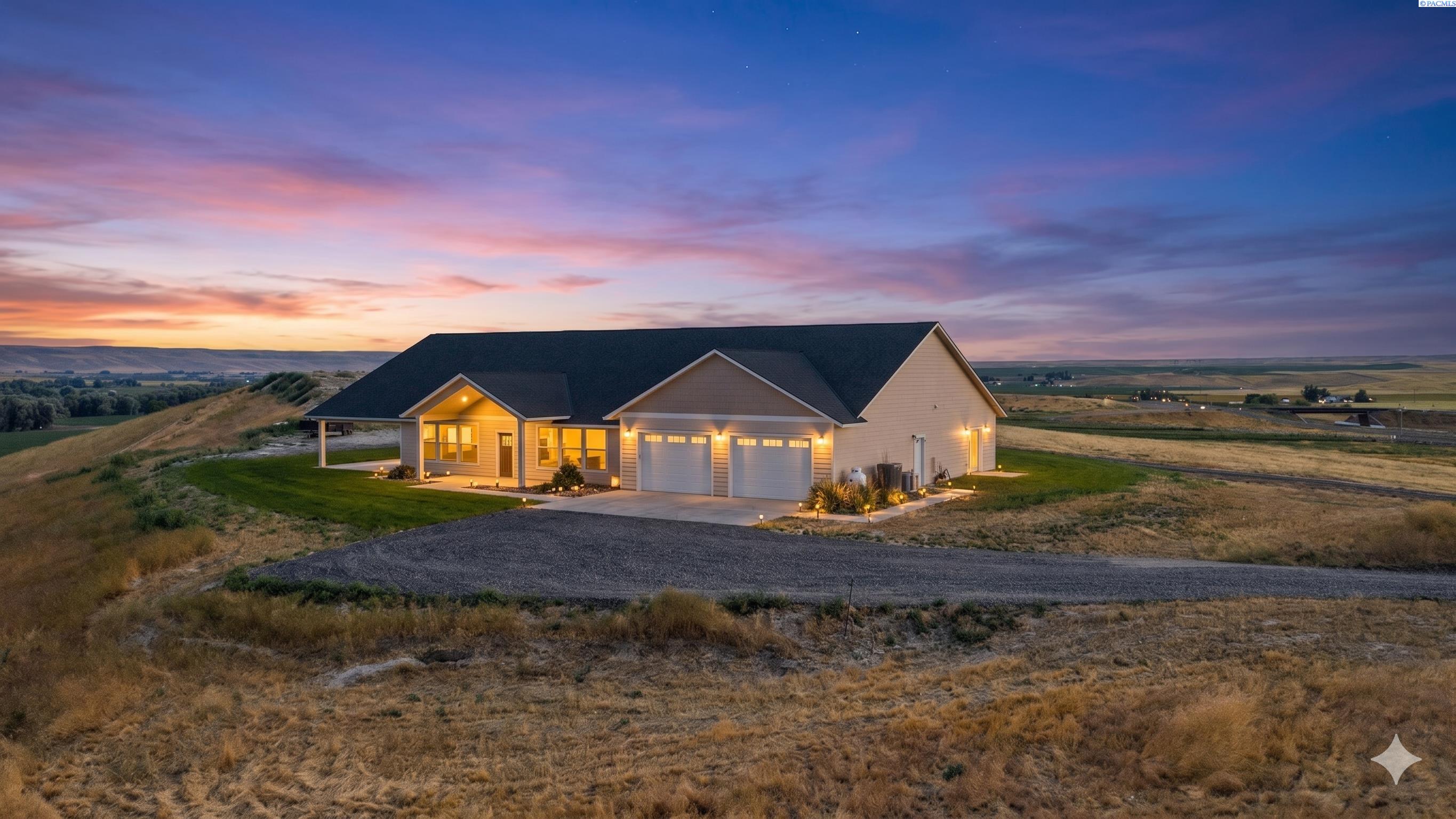 268 Bending Brooke Ln, Walla Walla, WA 99362