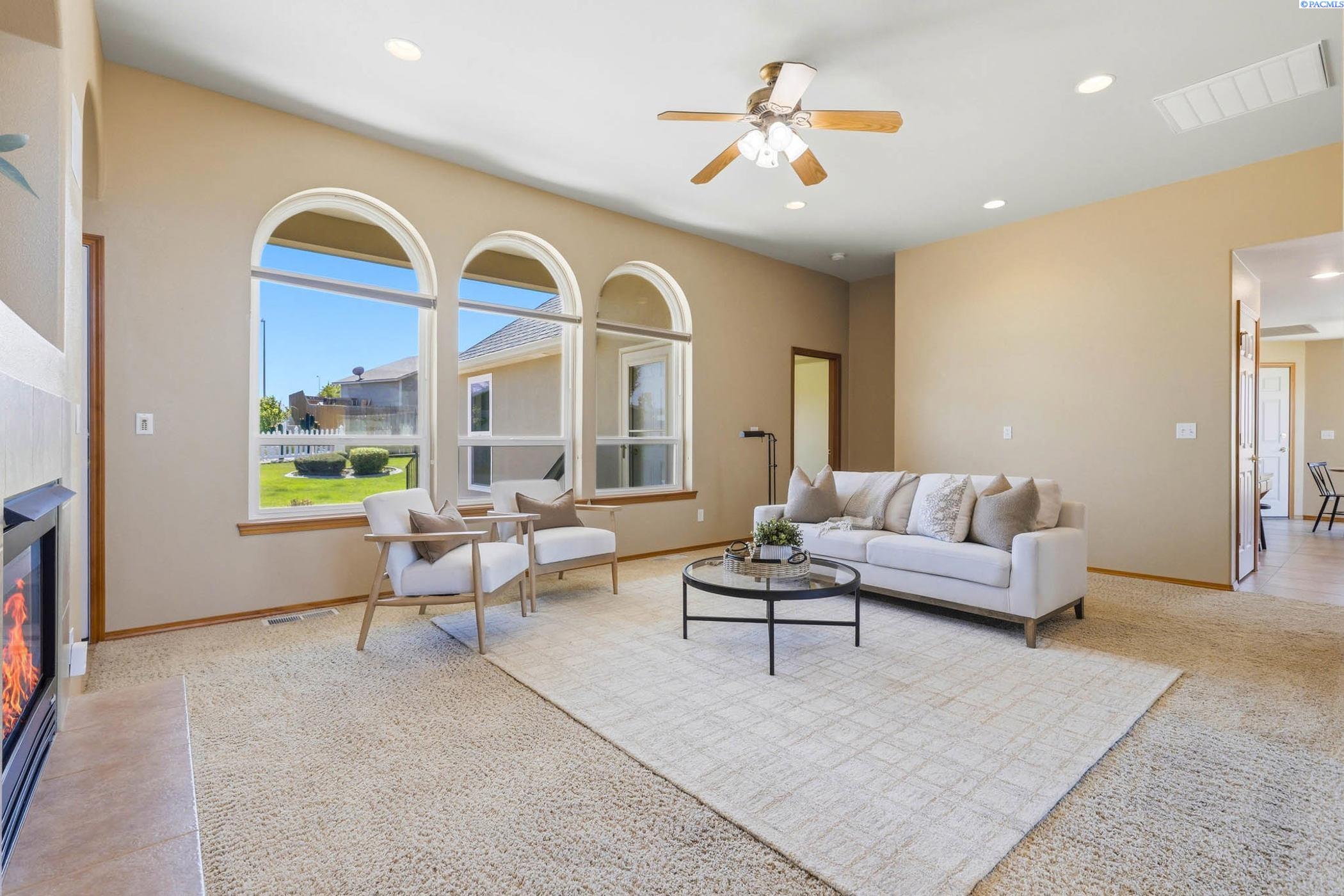 3608 Mesquite Dr, Pasco, WA 99301