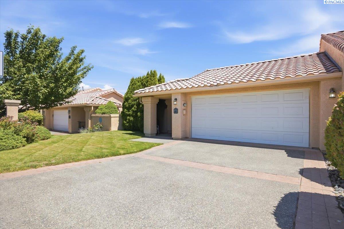 1408 Montana St, Kennewick, WA 99336