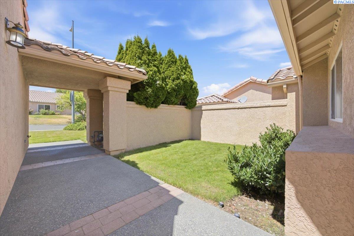 1408 Montana St, Kennewick, WA 99336