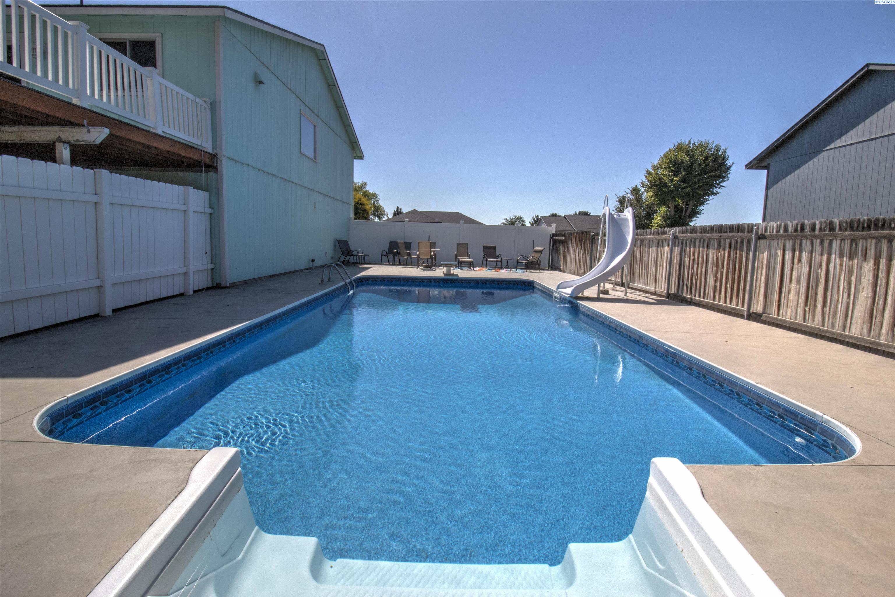 4611 Saguaro Dr, Pasco, WA 99301