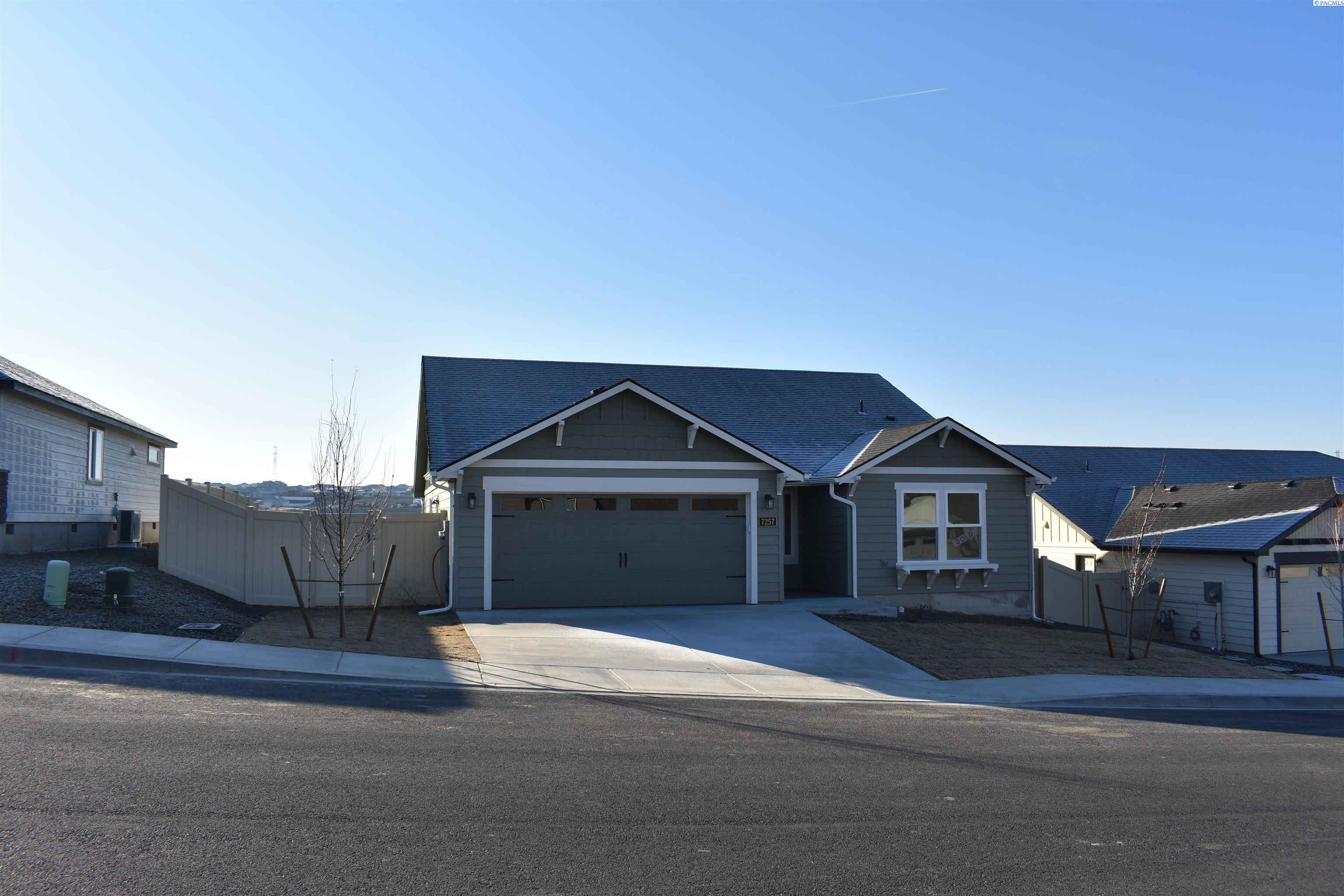 7257 26th Ave, Kennewick, WA 99338