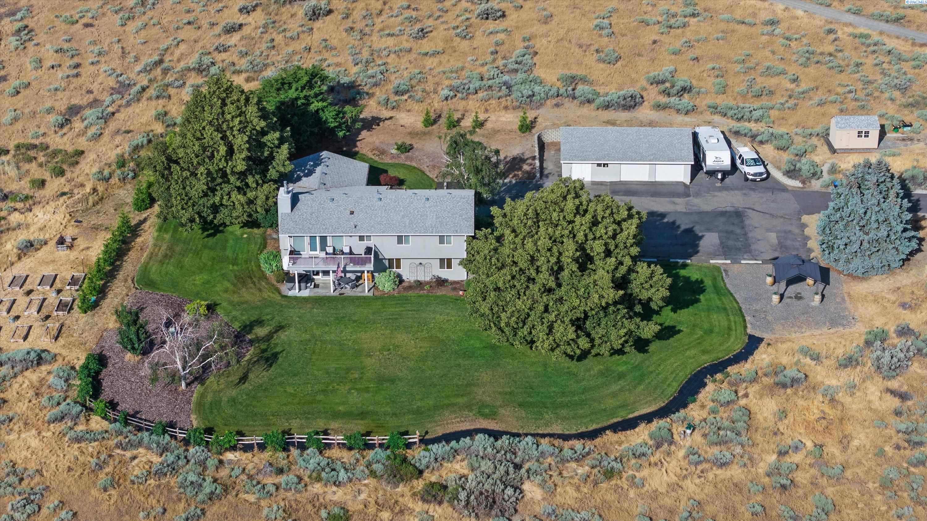 703 48th Ave, West Richland, WA 99353