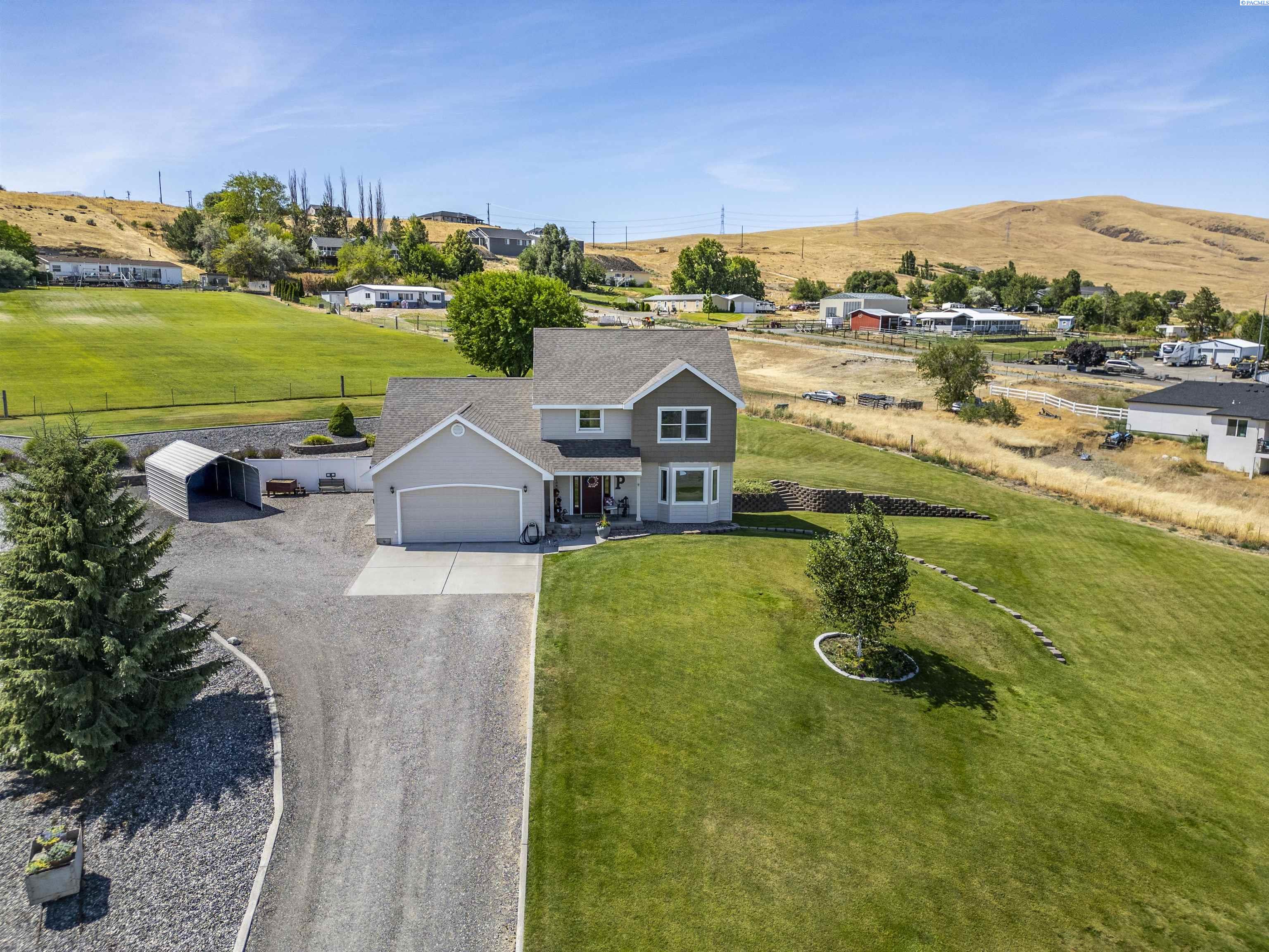 504 Wagon Wheel Pr Nw, Benton City, WA 99320