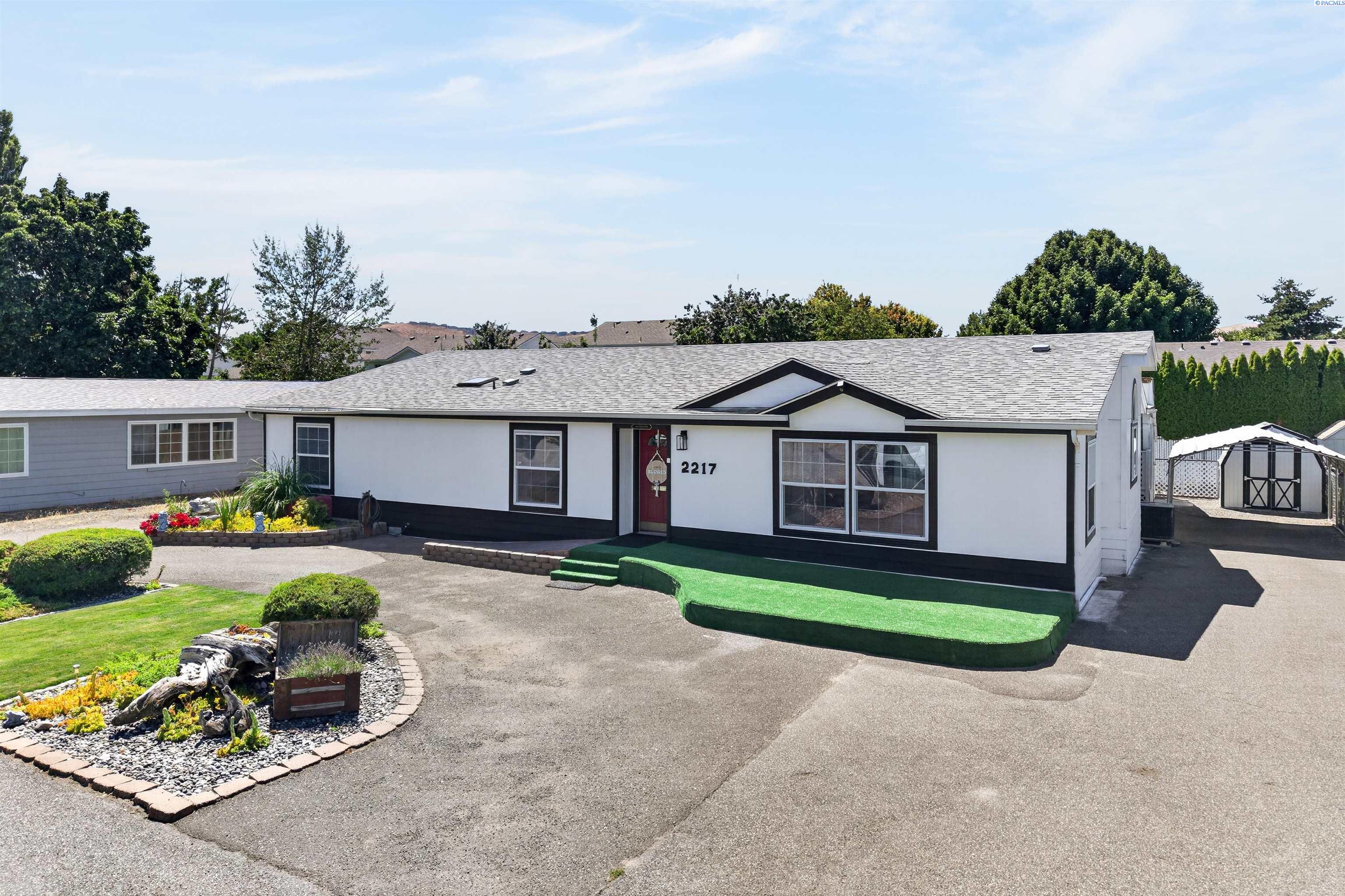 2217 Vermont Loop, Kennewick, WA 99336