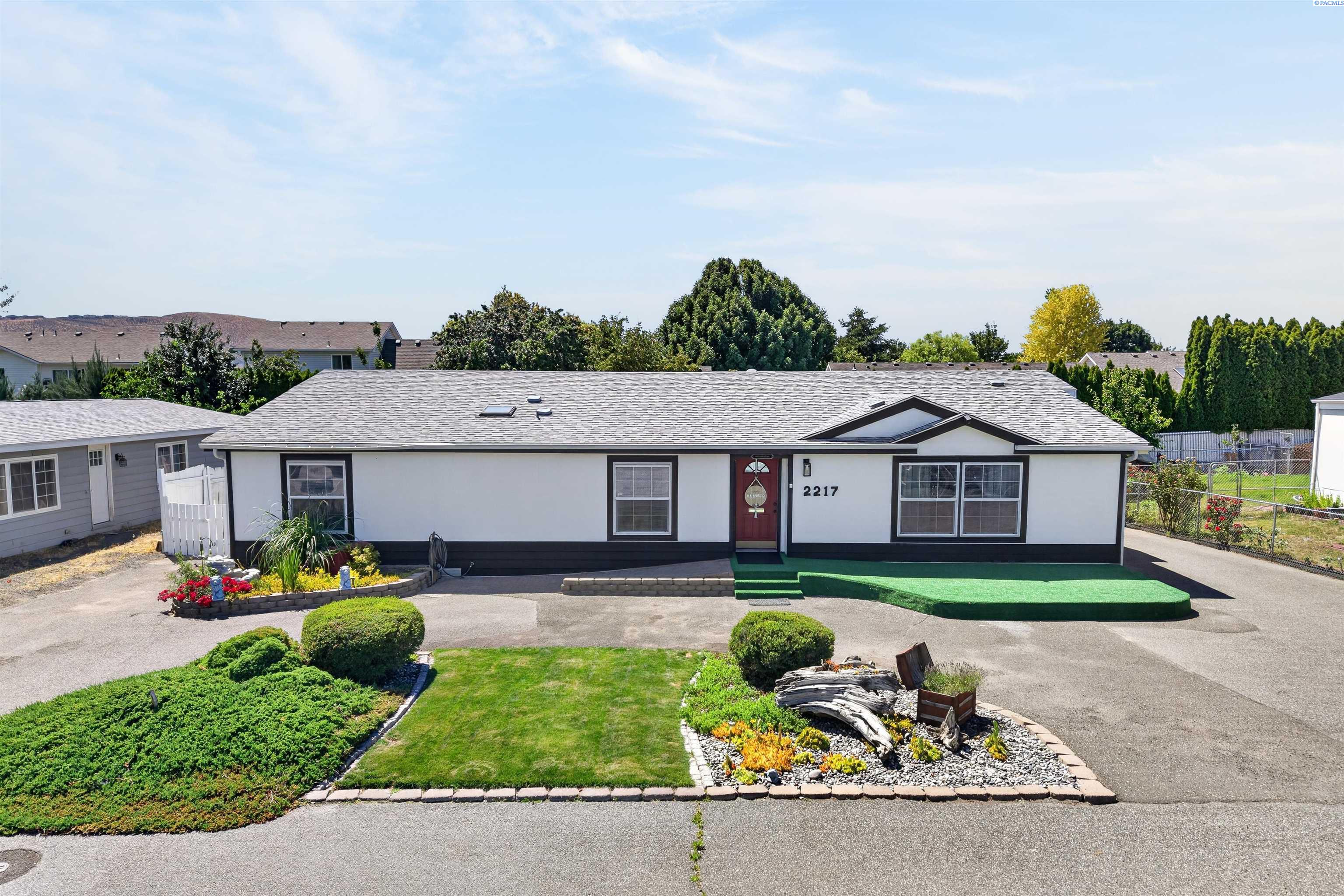 2217 Vermont Loop, Kennewick, WA 99336