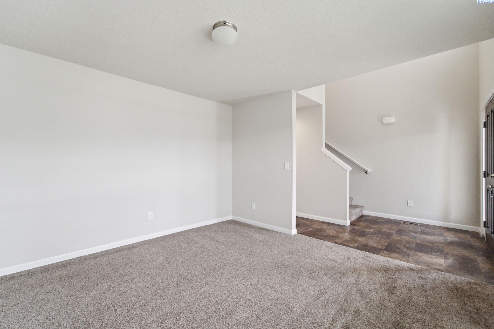 4515 Phoenix Ln, Pasco, WA 99301