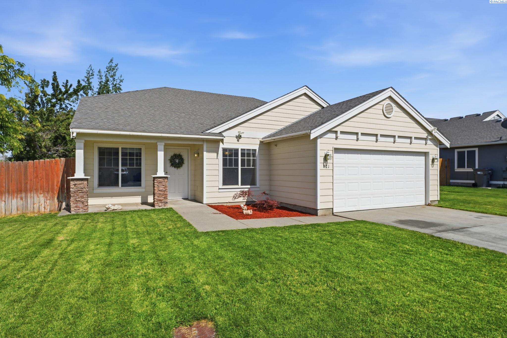 821 Tweedt St, Kennewick, WA 99336