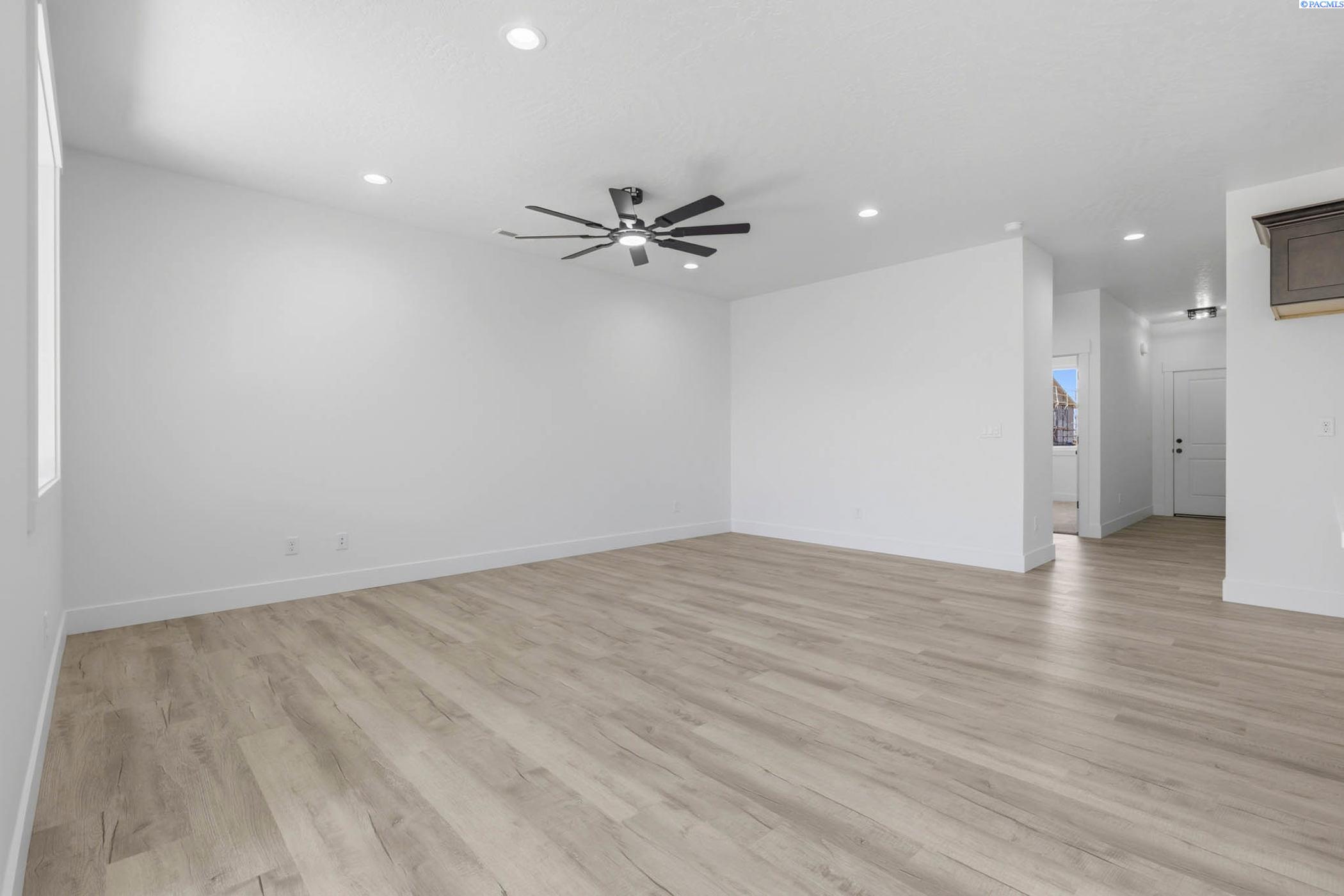 2984 Meadowlark Ave, Richland, WA 99352