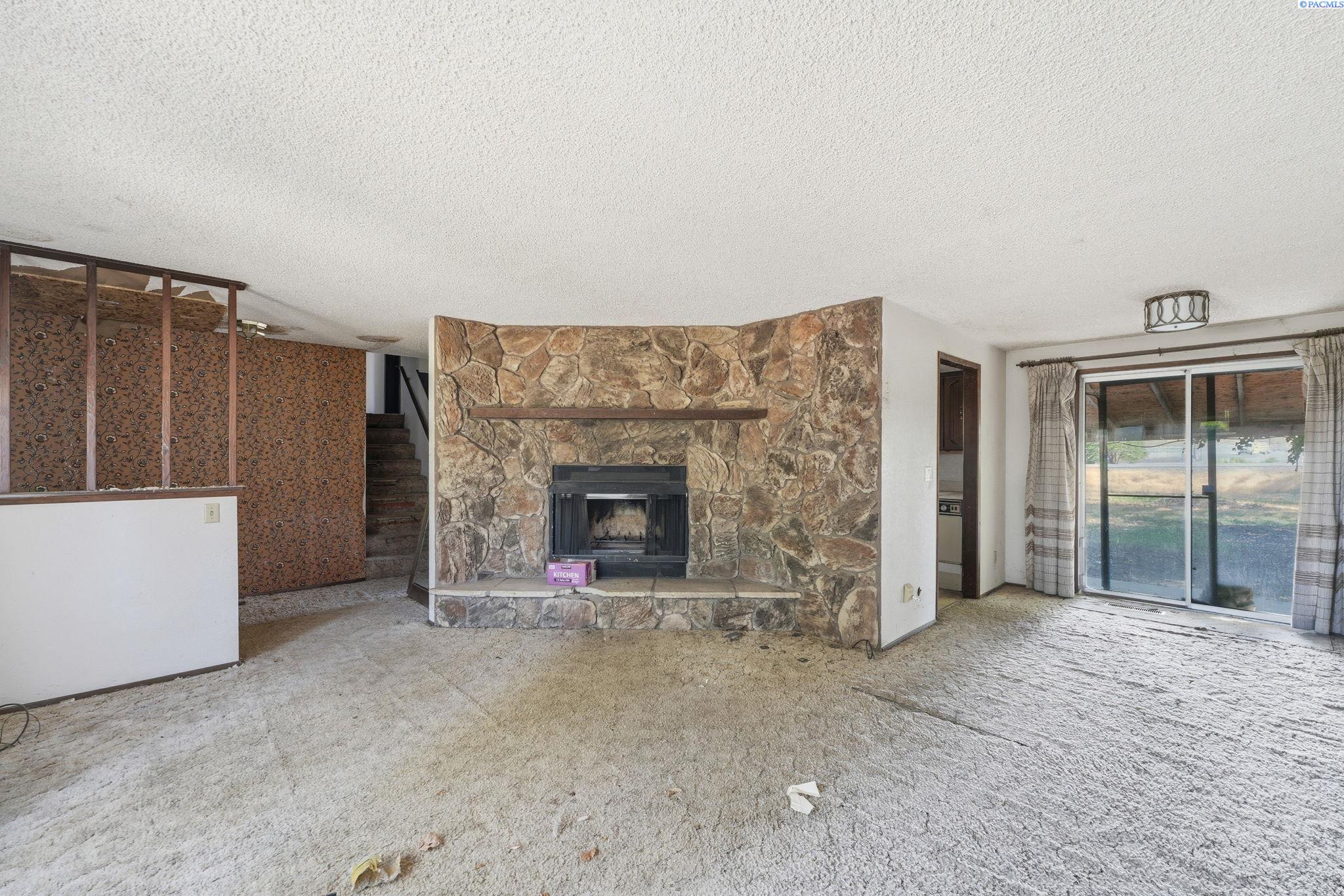 231 Mata Rd, Kennewick, WA 99338