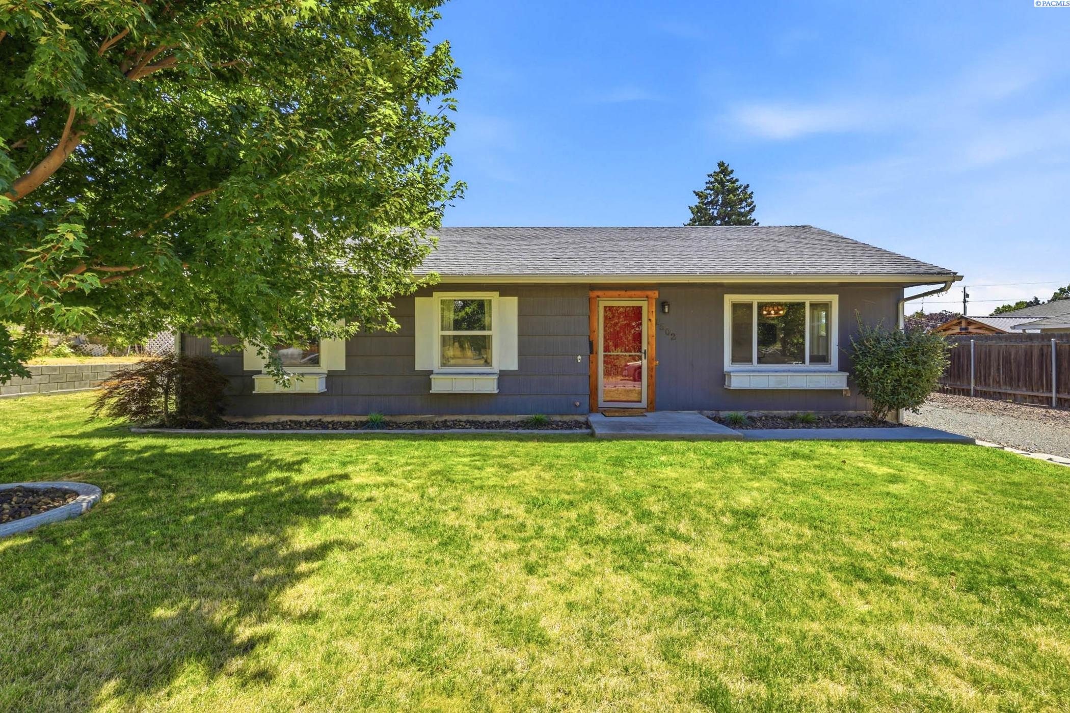 1502 Cottonwood Dr, Richland, WA 99352