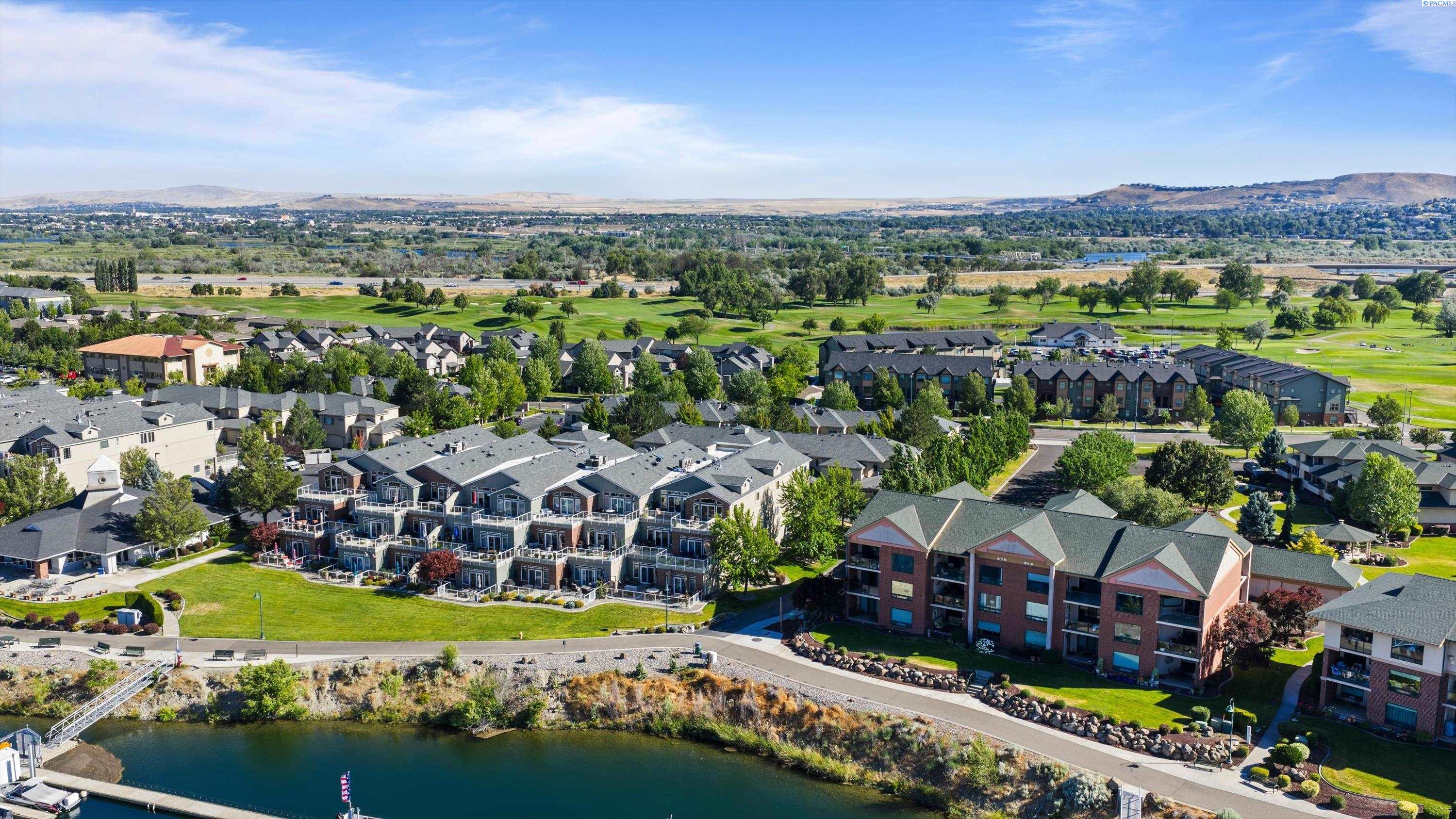 334 Columbia Point Drive Unit 202 #202, Richland, WA 99352