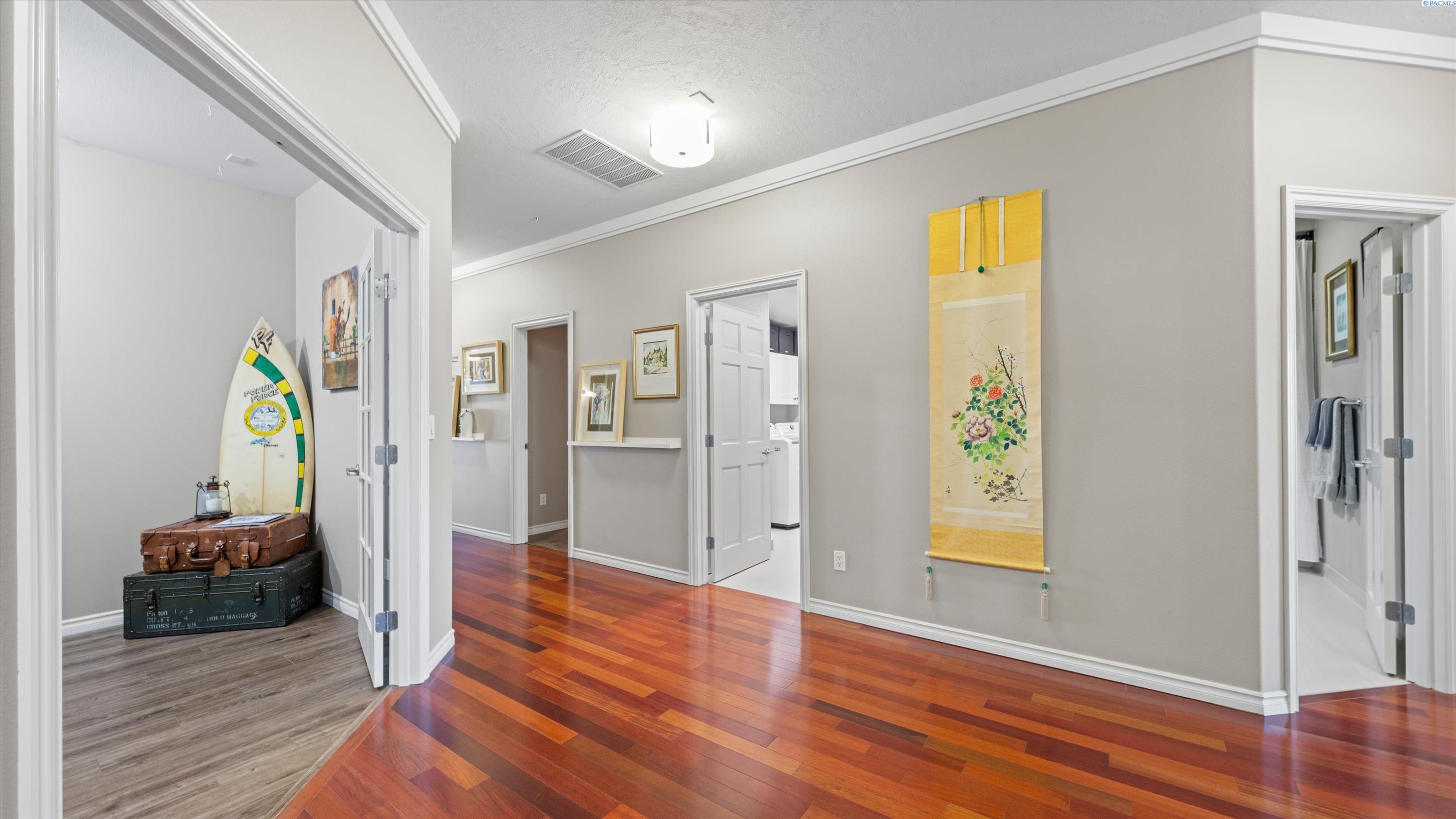 334 Columbia Point Drive Unit 202 #202, Richland, WA 99352