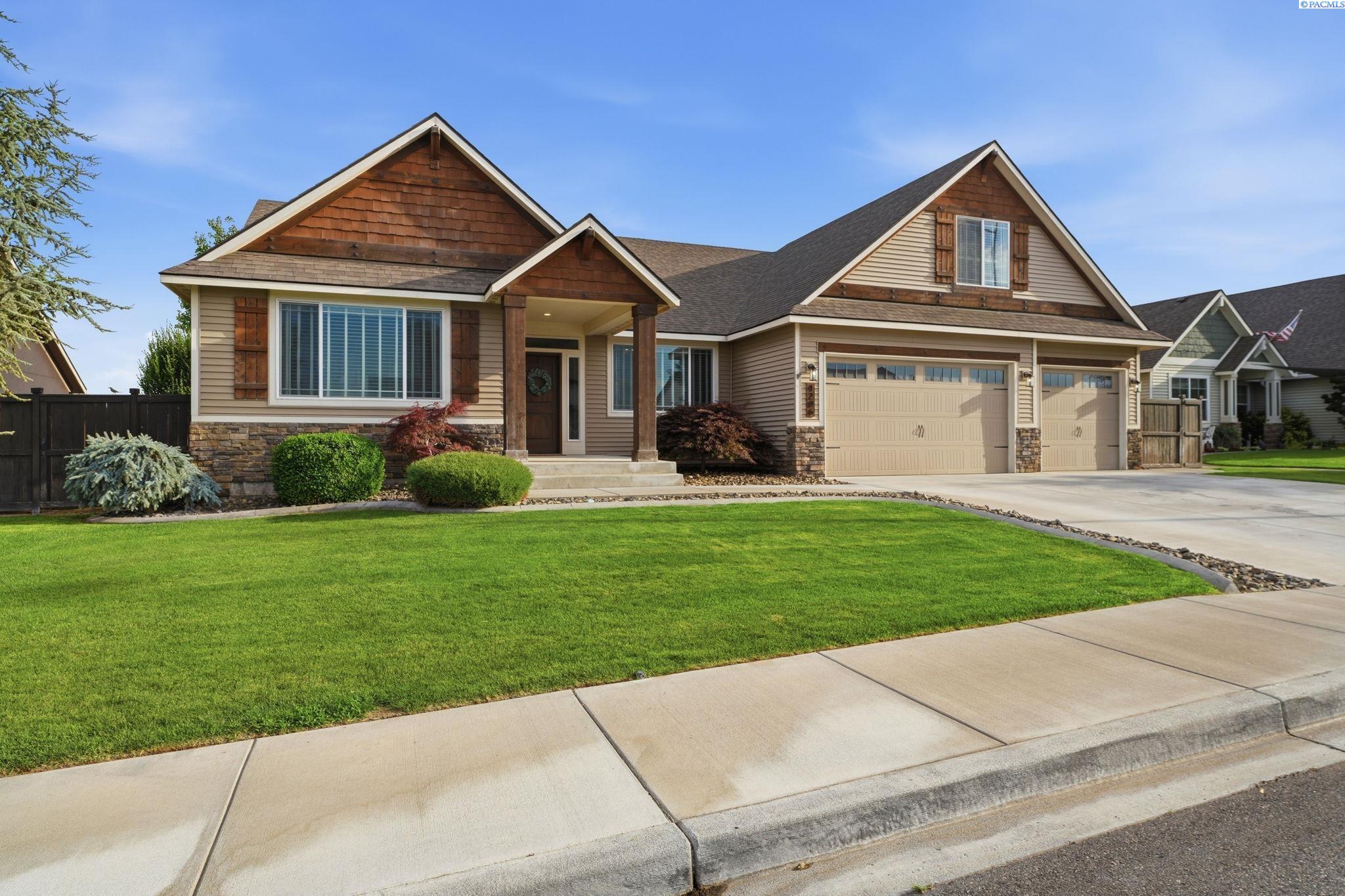 4206 Palmyra Dr, Pasco, WA 99301-0012