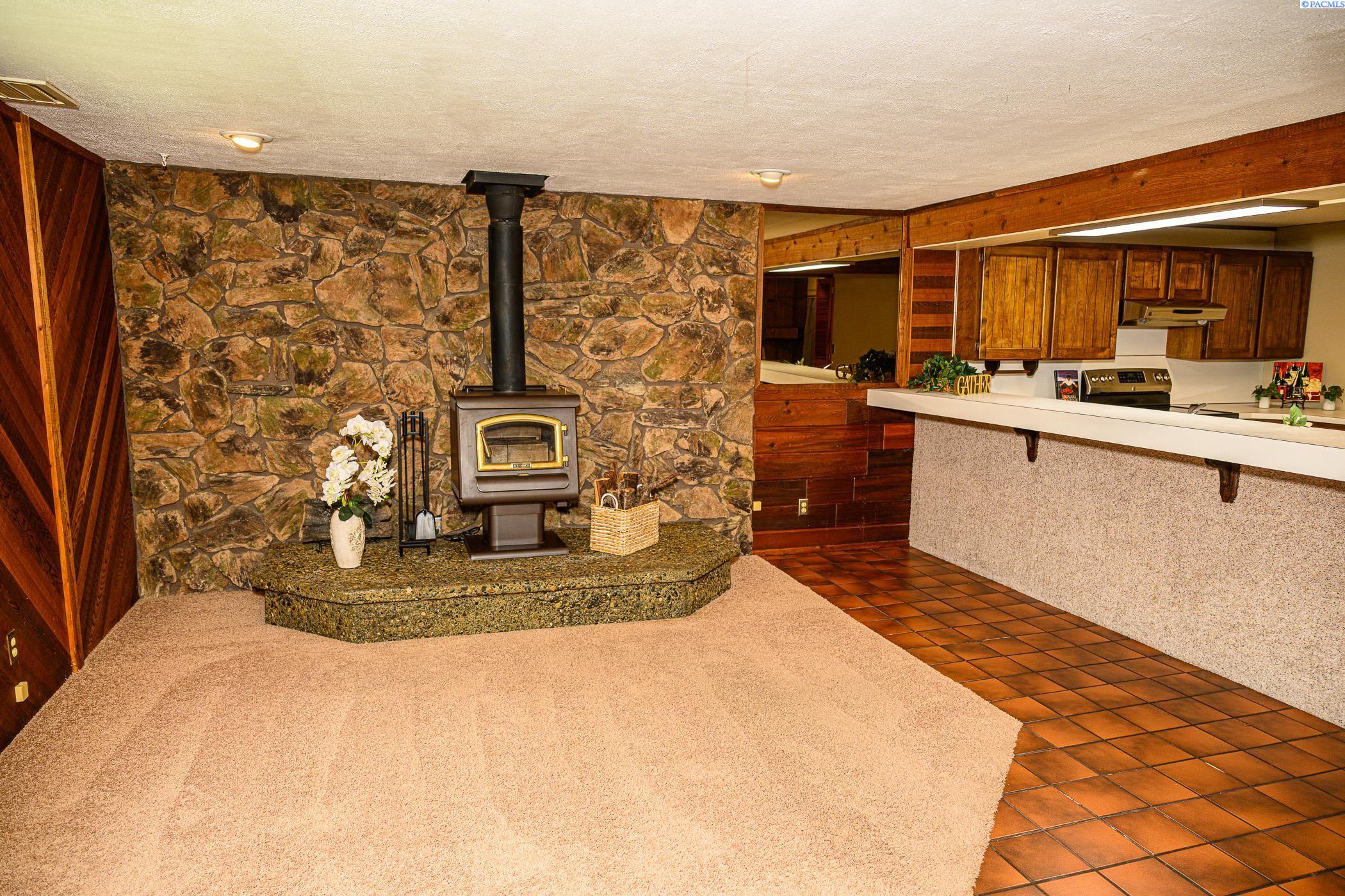 614 Birch Ave, Richland, WA 99352