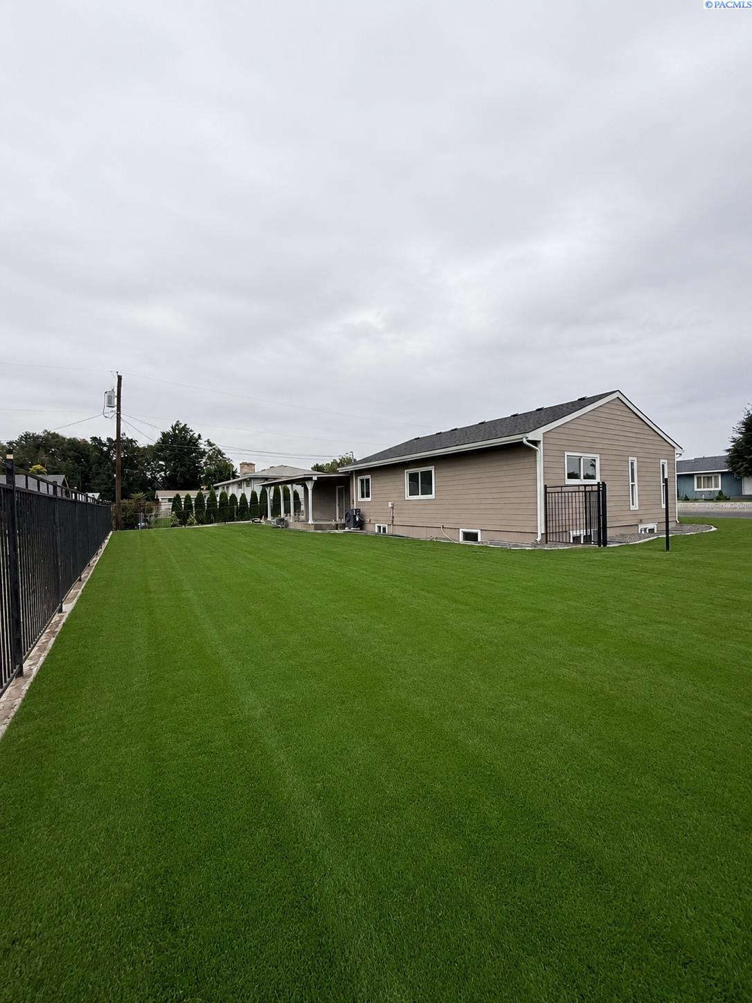 1312 Hawthorne , Kennewick, WA 99337