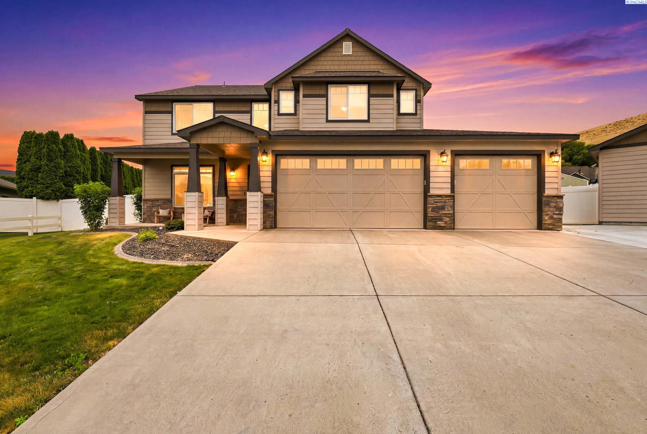 4104 Wenview Ct, West Richland, WA 99353