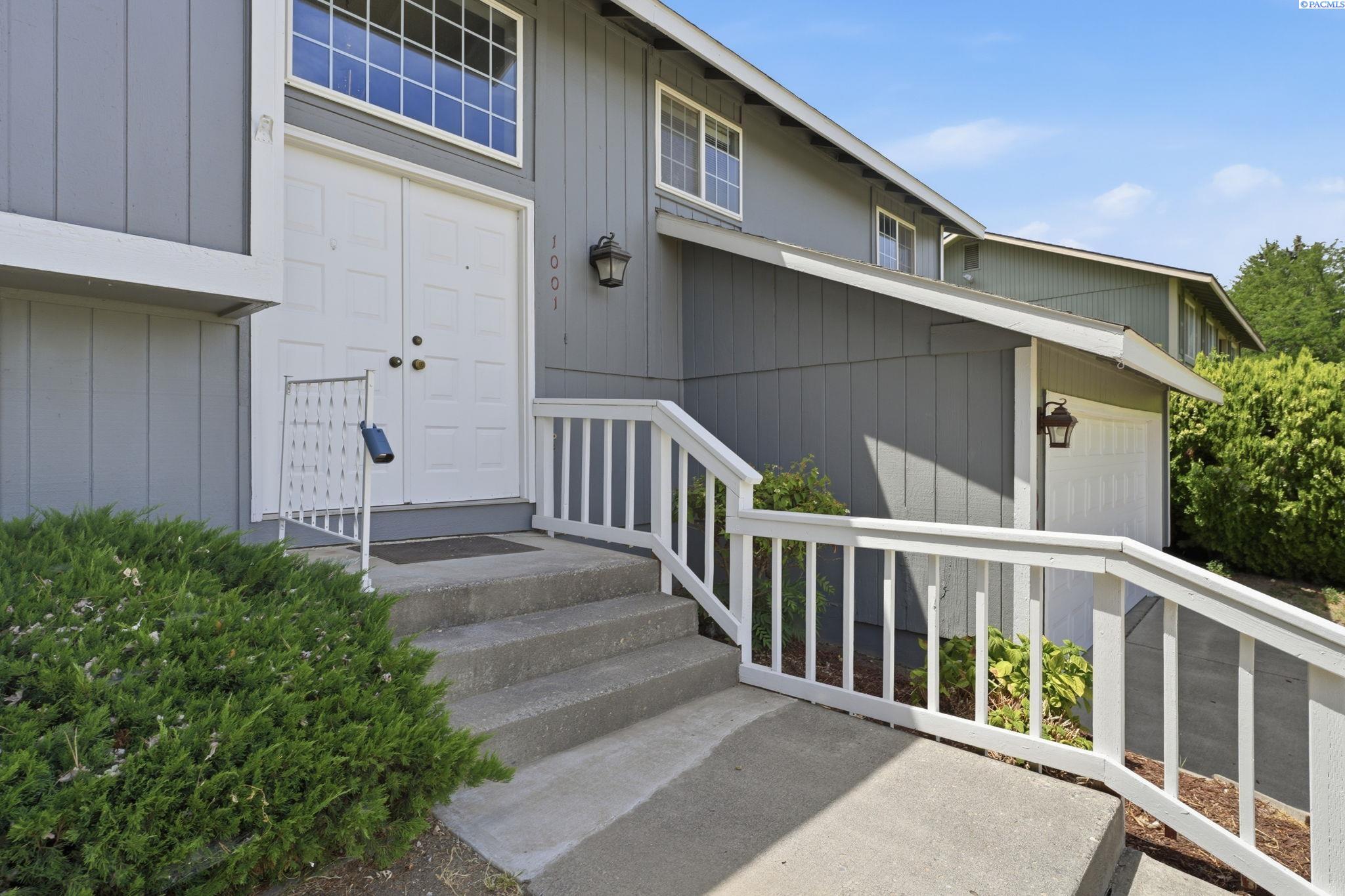 1001 14th Ave, Kennewick, WA 99337