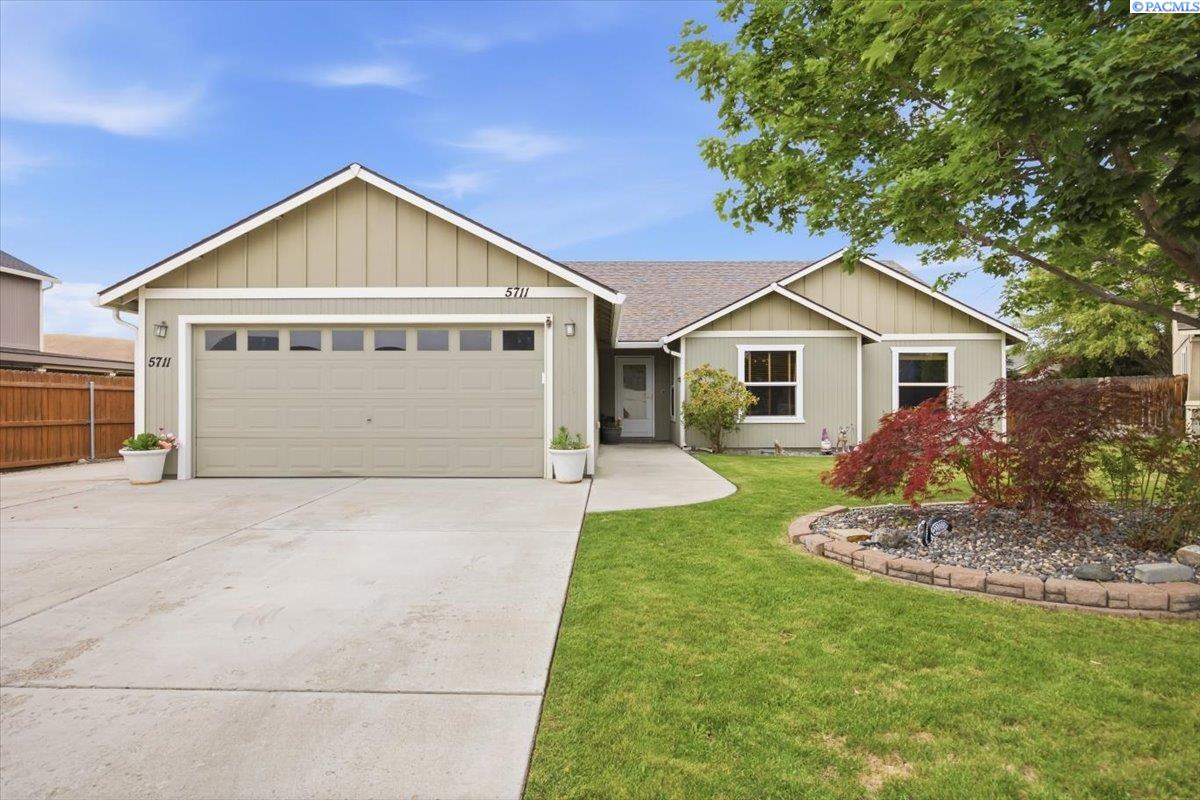 5711 Wailea Ct, West Richland, WA 99353