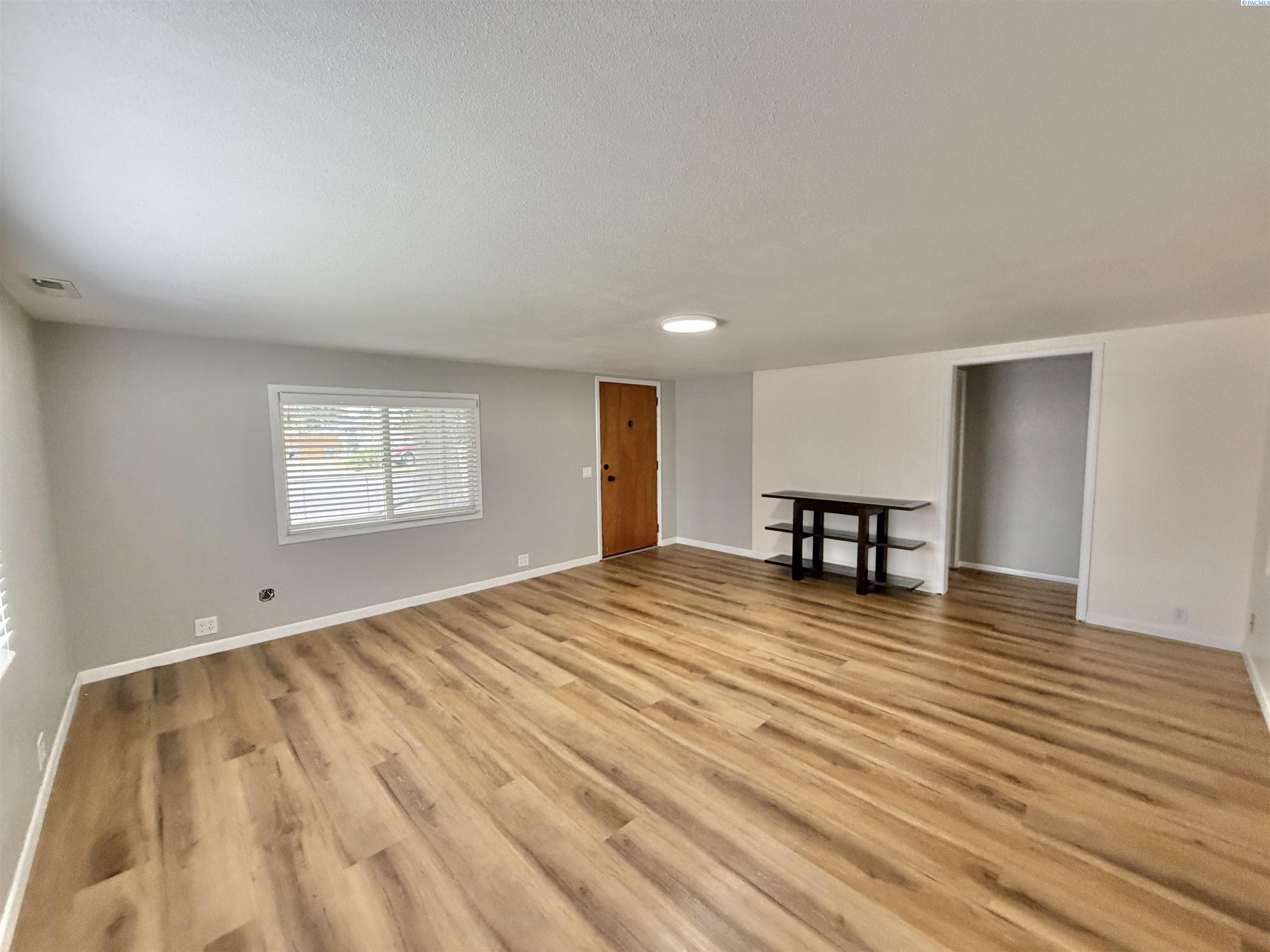 400 Sanford Ave, Richland, WA 99352