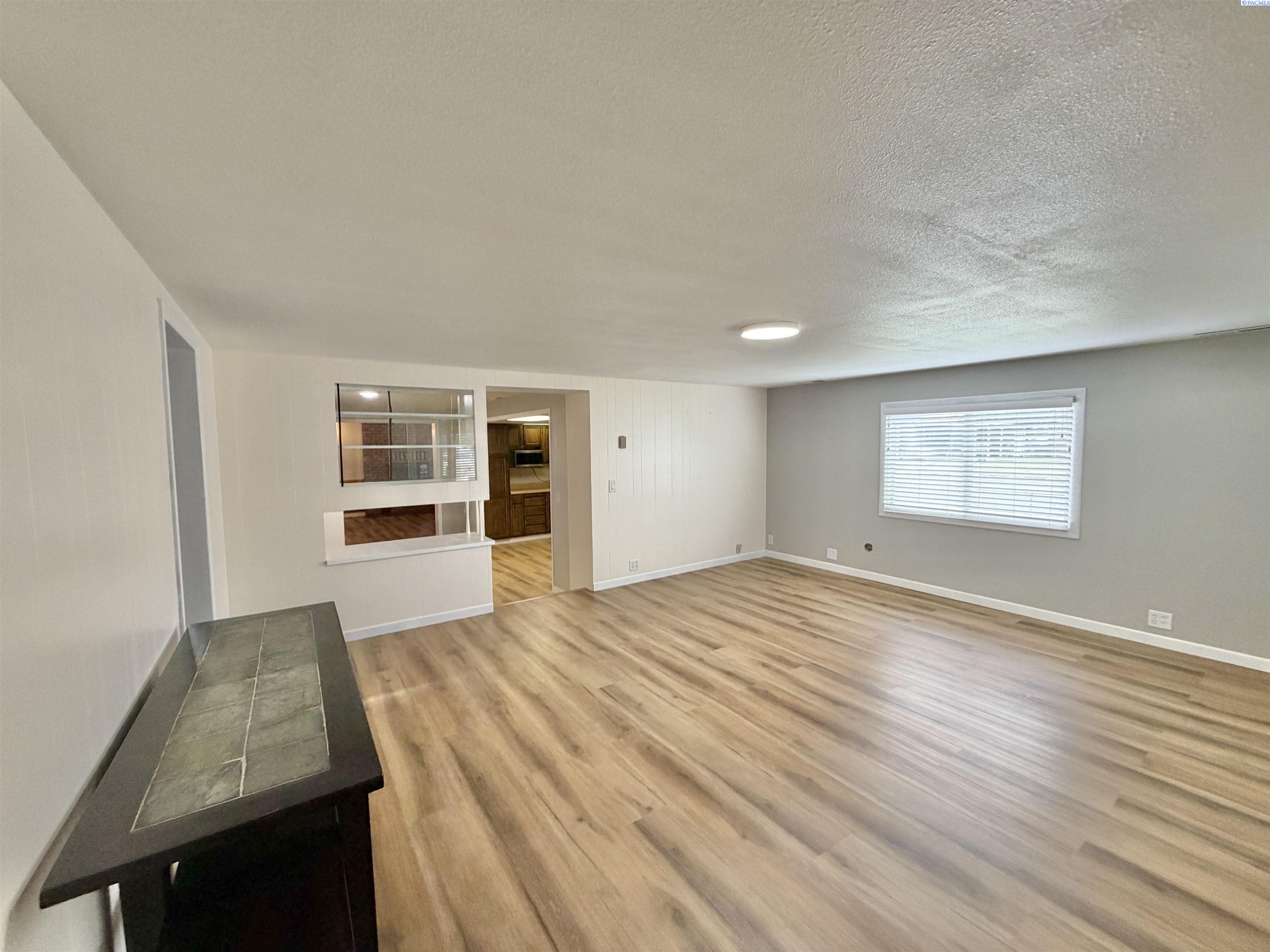 400 Sanford Ave, Richland, WA 99352