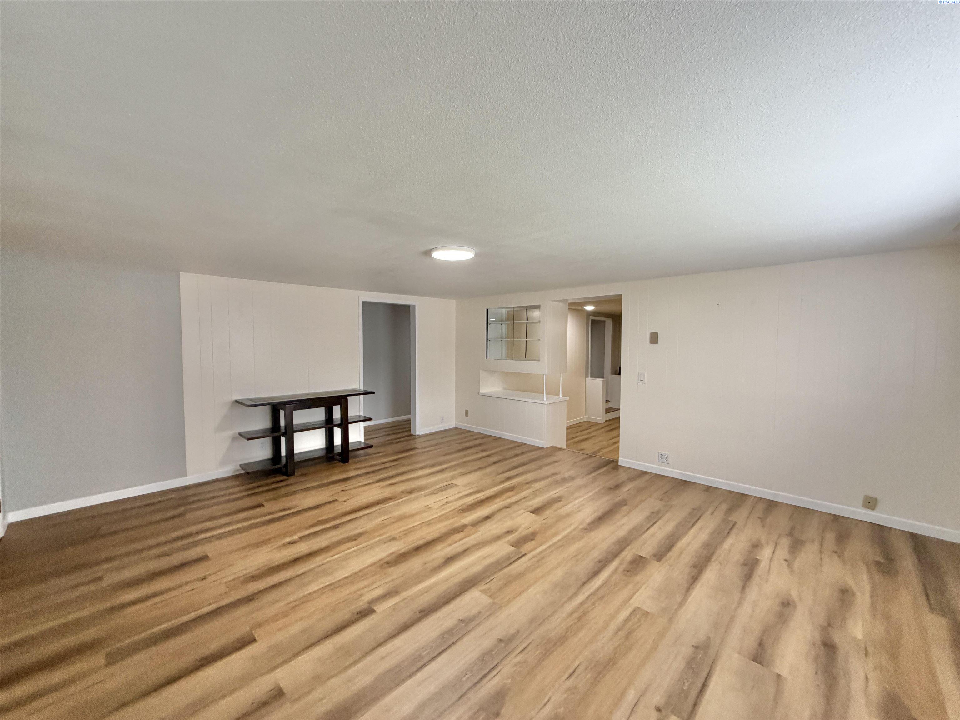 400 Sanford Ave, Richland, WA 99352