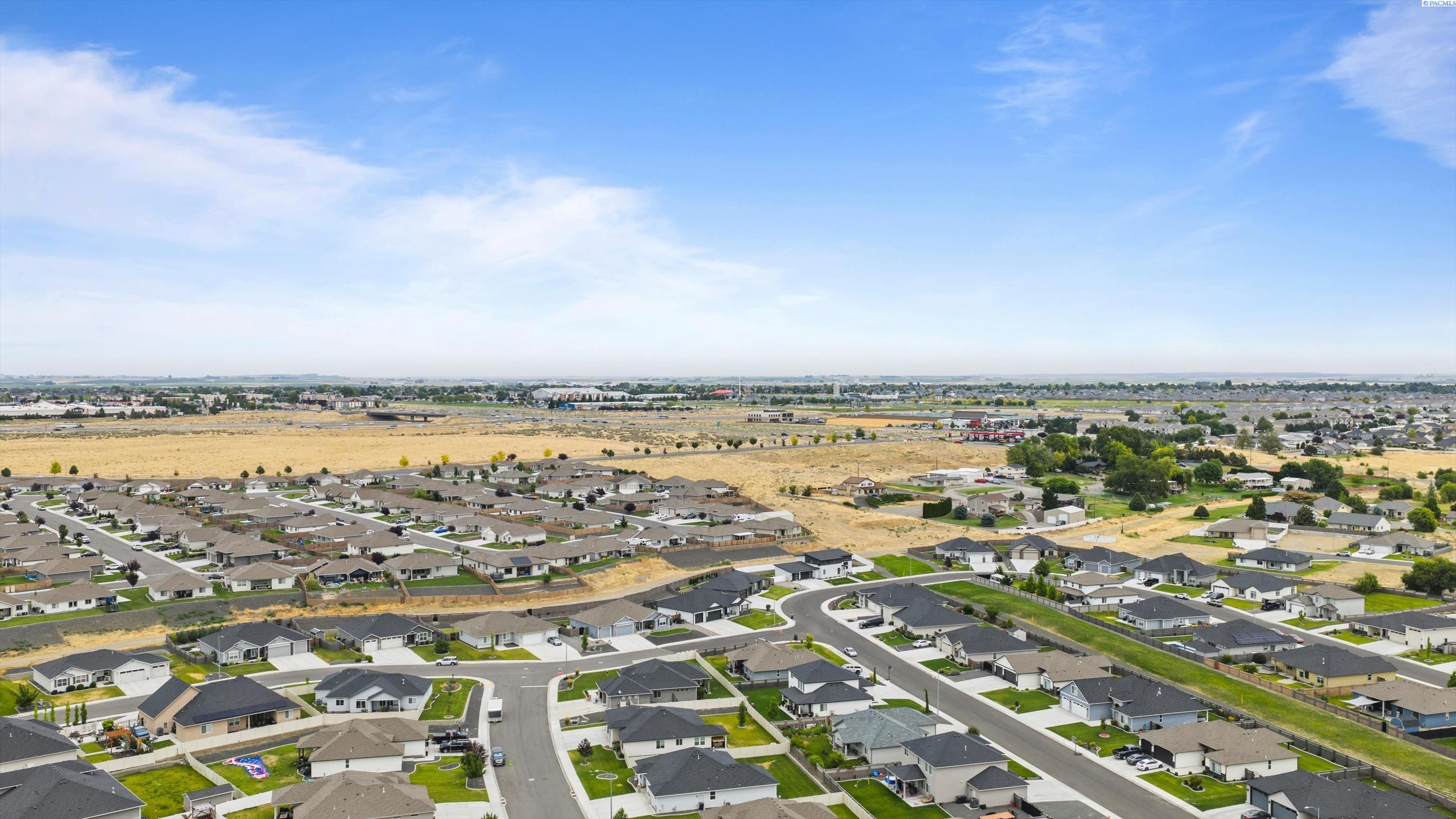 3304 Lapis Ln, Pasco, WA 99301