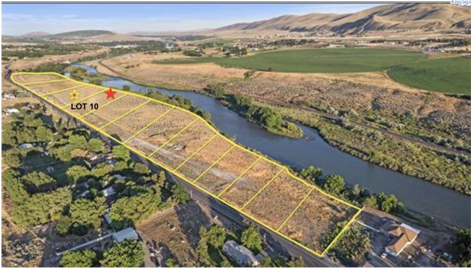 16055 Old Inland Empire Hwy, Benton City, WA 99320