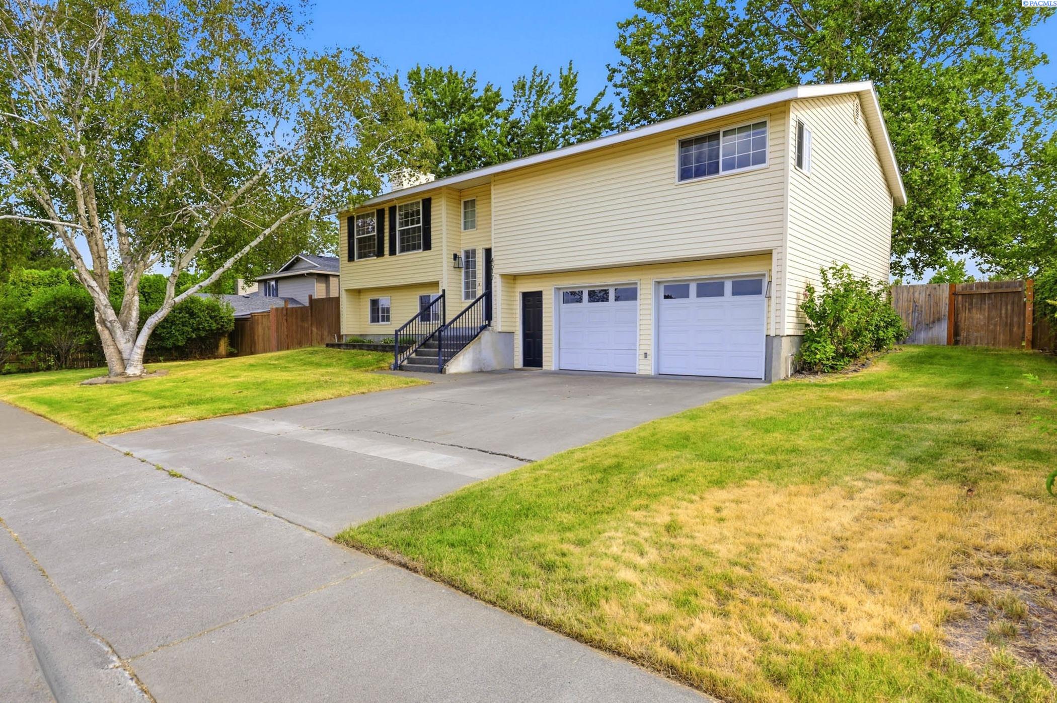 4517 14th Ave, Kennewick, WA 99338