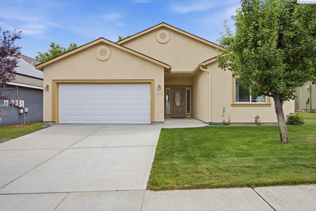 2609 Eaglewatch Loop, Richland, WA 99354