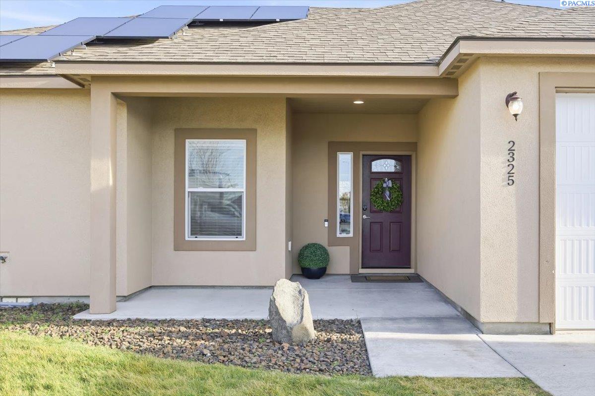 2325 Famville Ct, Pasco, WA 99301