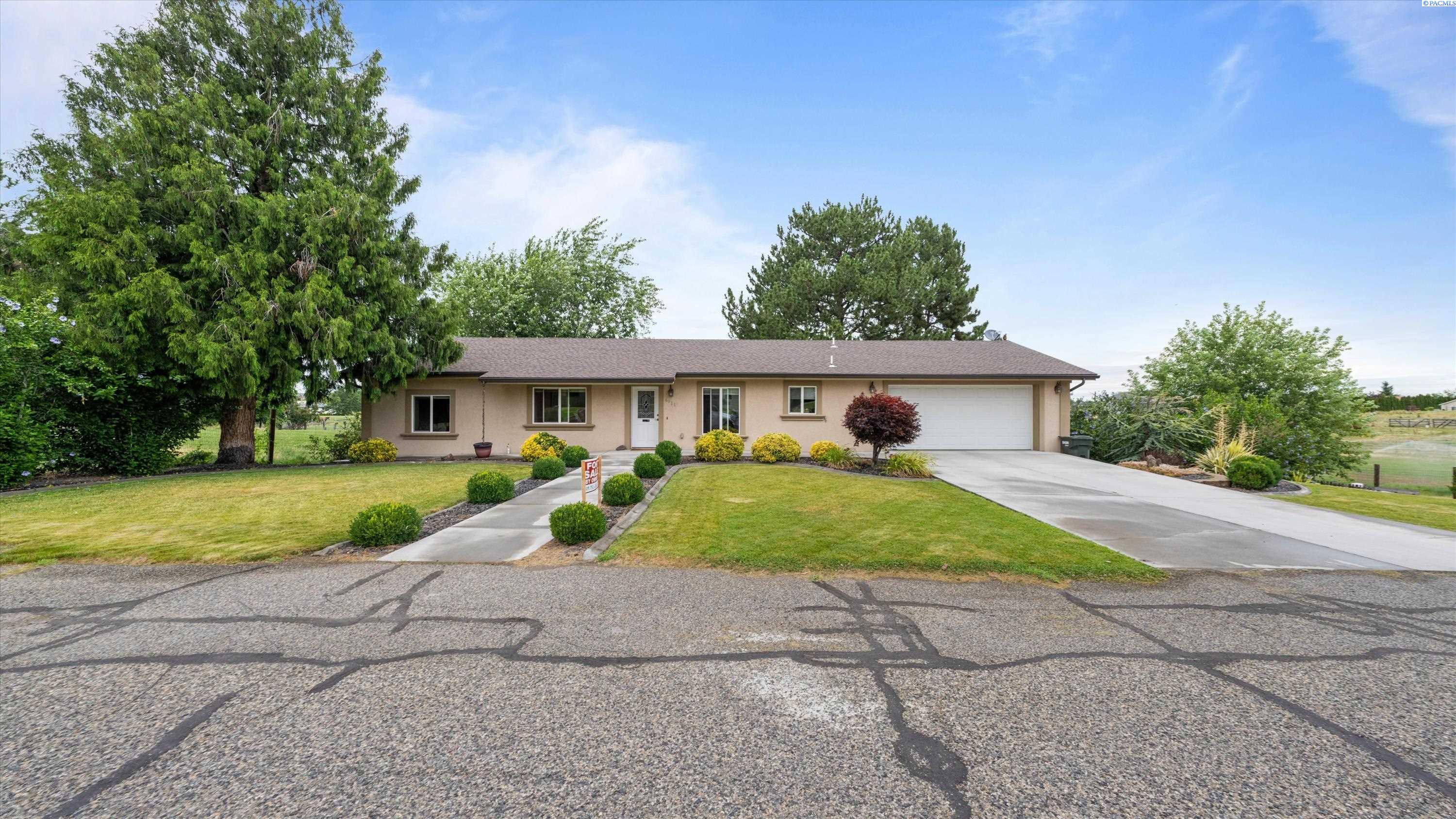 4911 Livingston Rd, Pasco, WA 99301