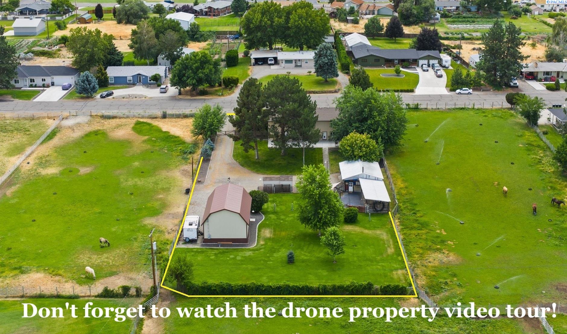 4911 Livingston Rd, Pasco, WA 99301