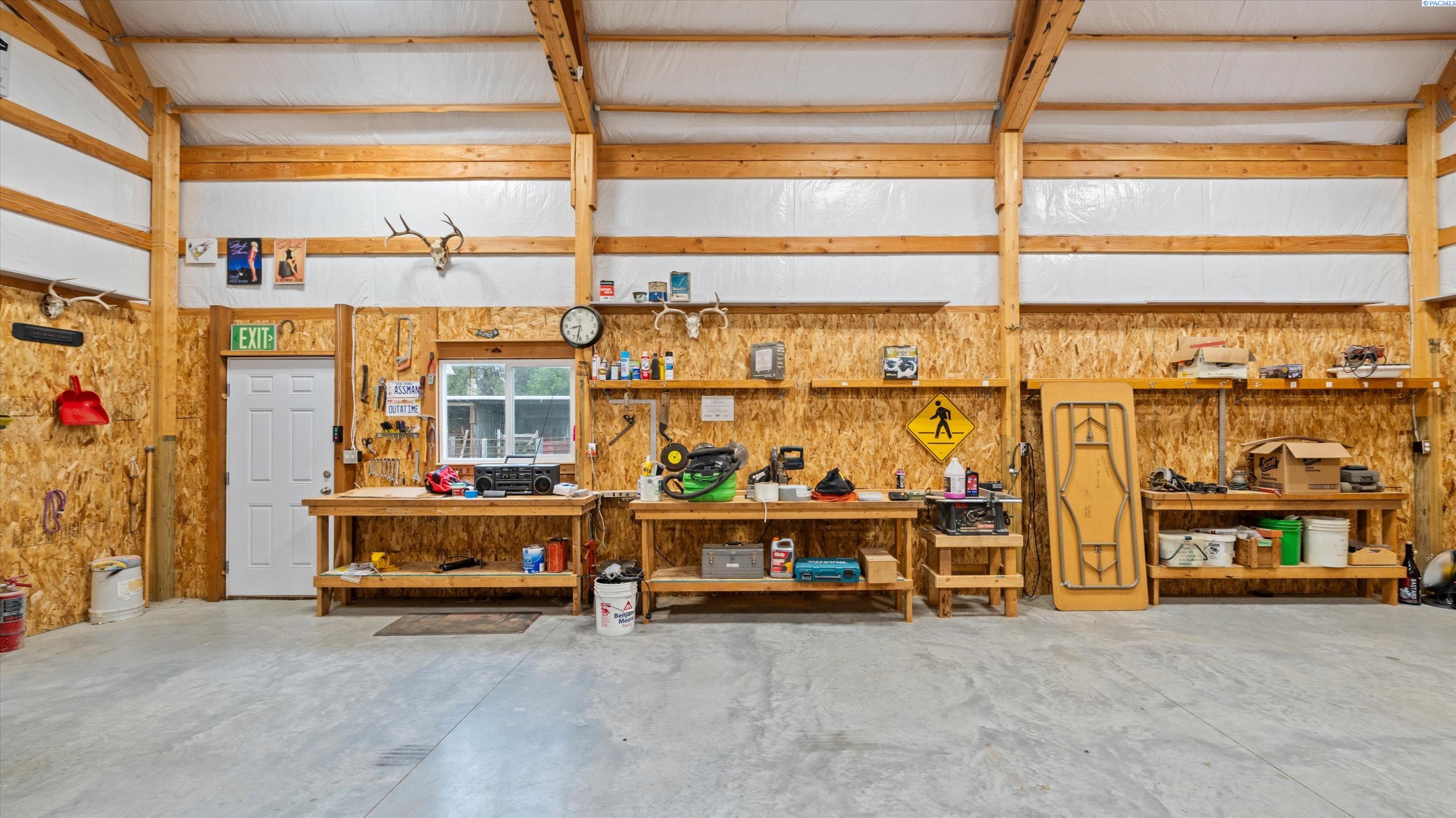 4911 Livingston Rd, Pasco, WA 99301