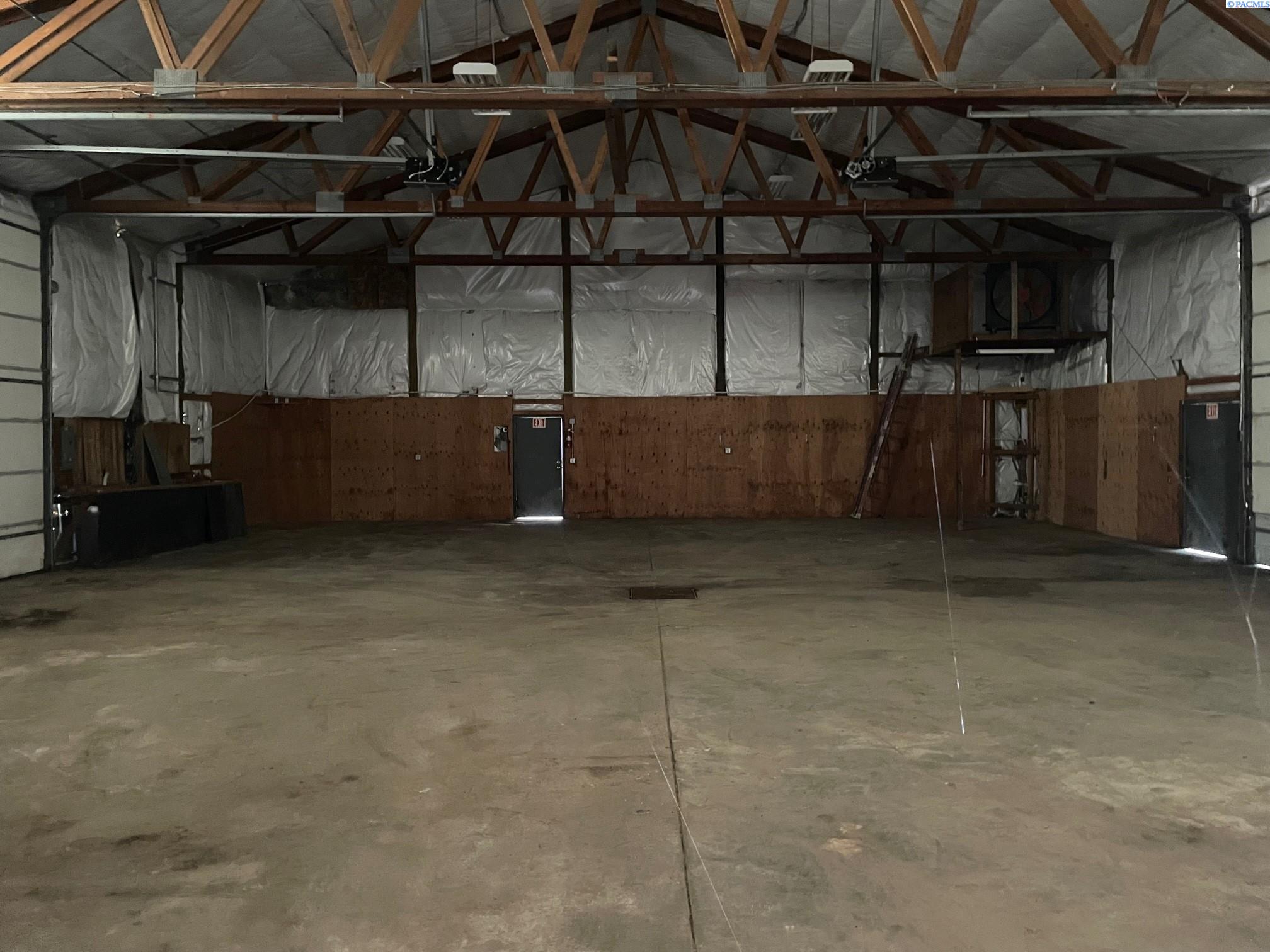 146 Railex Rd, Burbank, WA 99323
