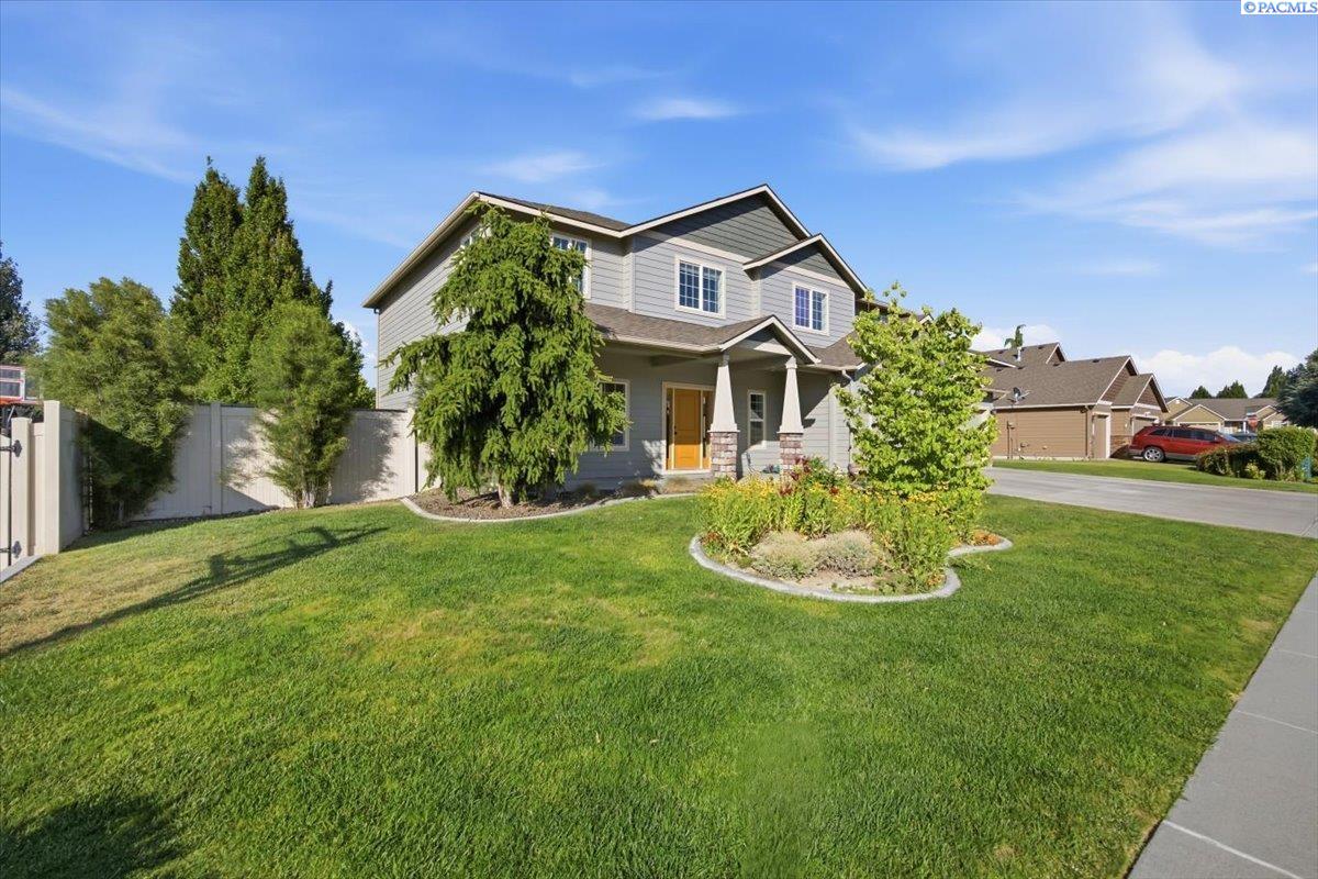 612 Southwell St, Richland, WA 99352