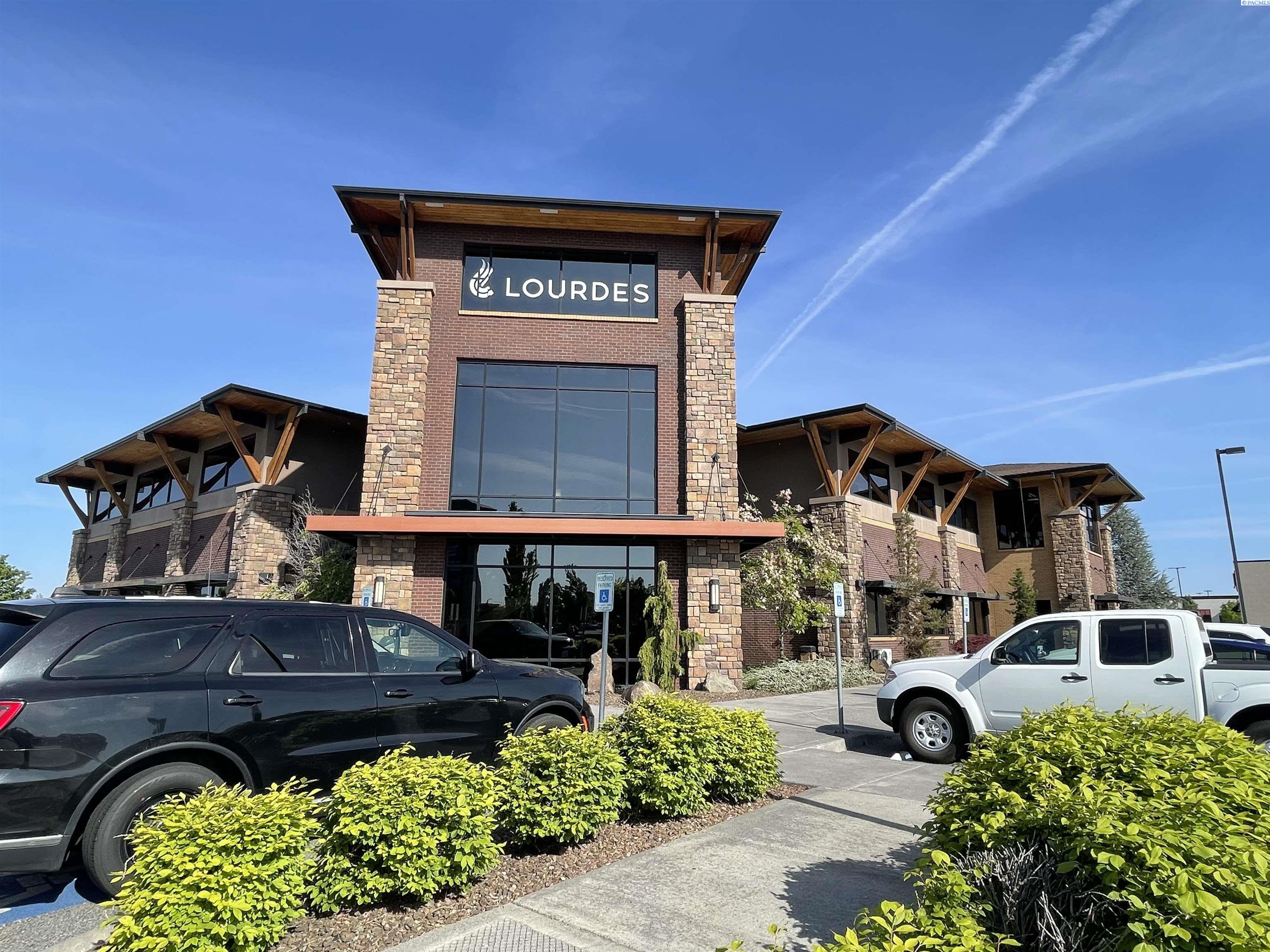 7425 Wrigley Dr #203, Pasco, WA 99301