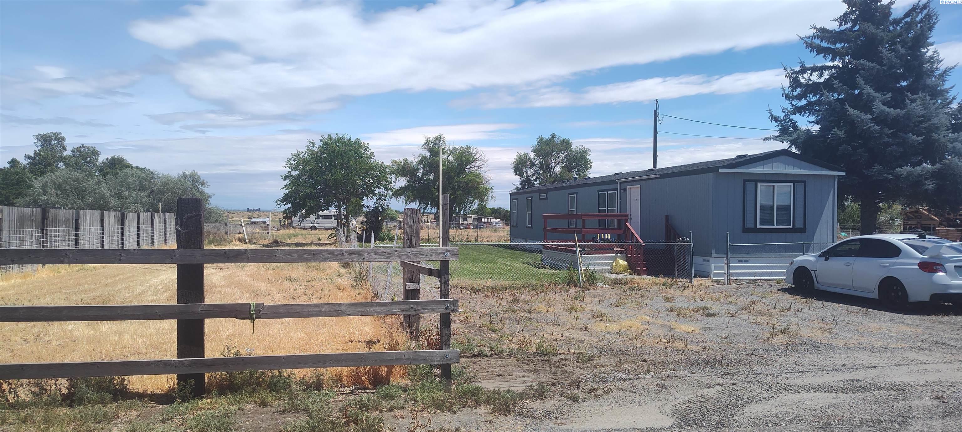 3005 1987 Pr Se, Kennewick, WA 99337