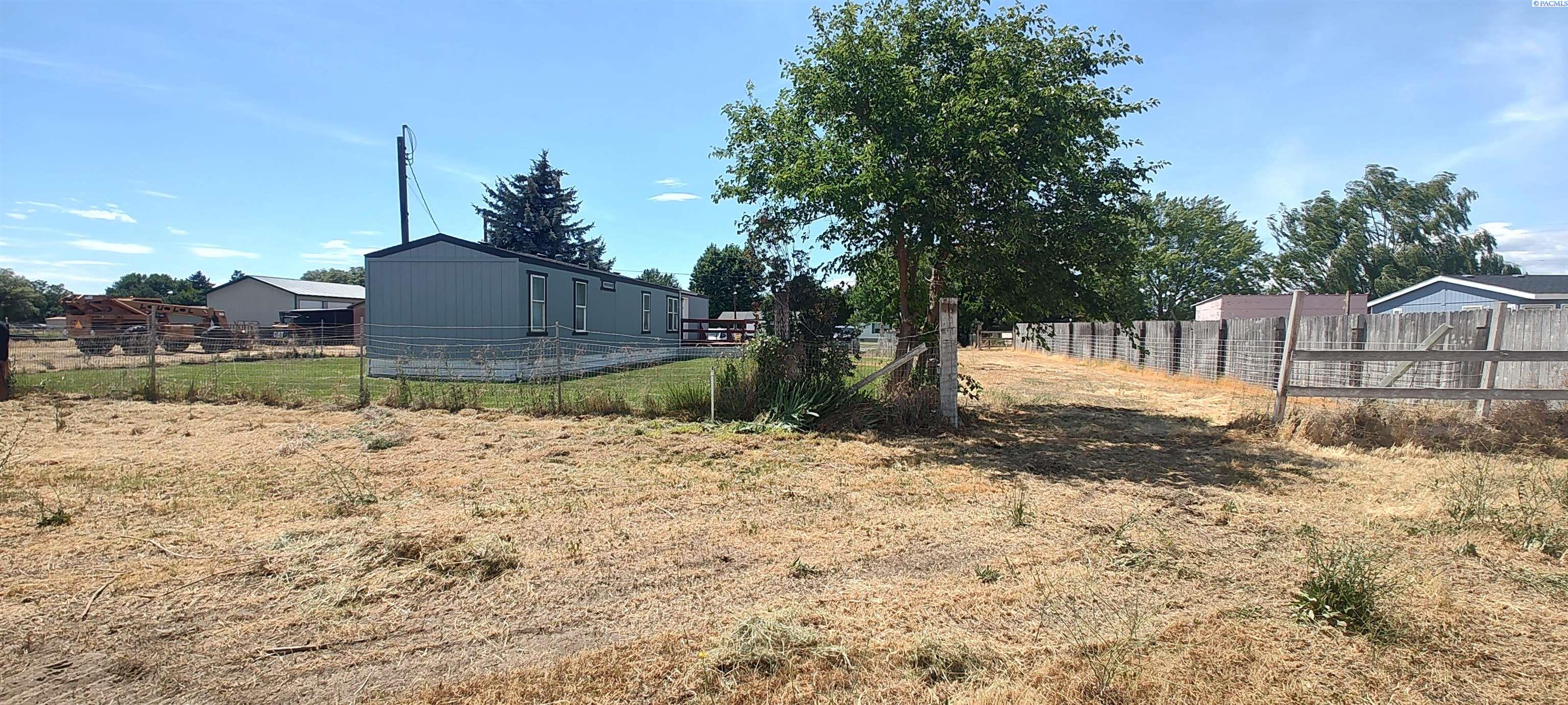 3005 1987 Pr Se, Kennewick, WA 99337