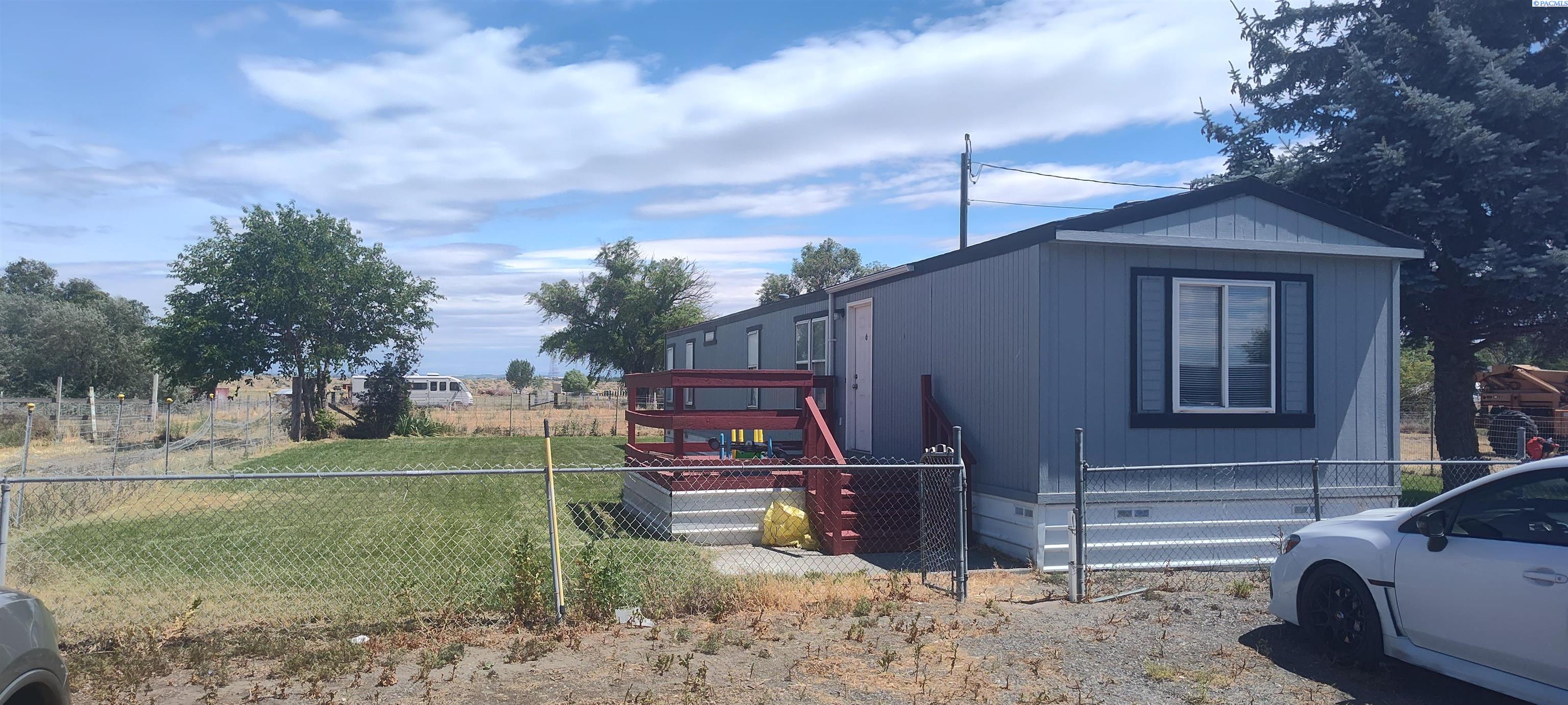3005 1987 Pr Se, Kennewick, WA 99337