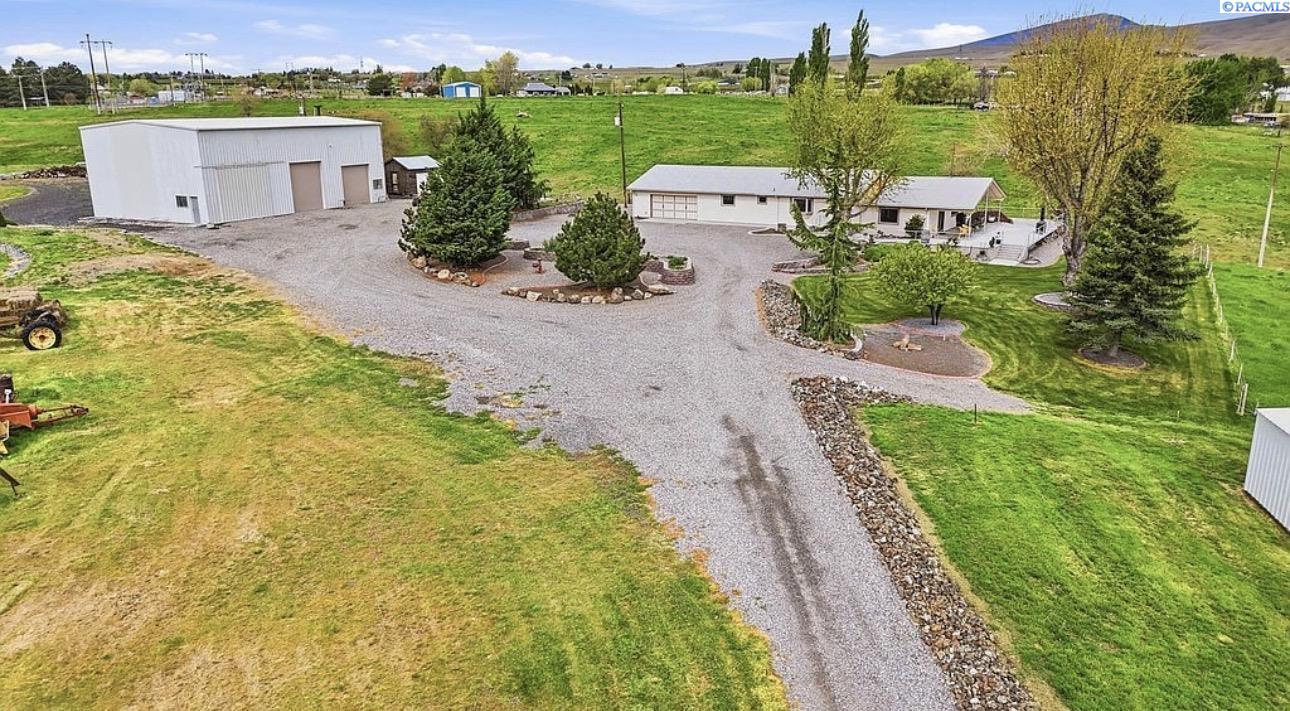 3114 Highland Extension Rd, Benton City, WA 99320