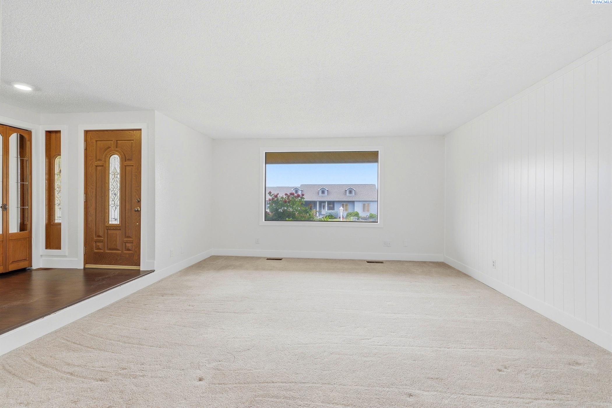 4222 Fir St, Kennewick, WA 99337