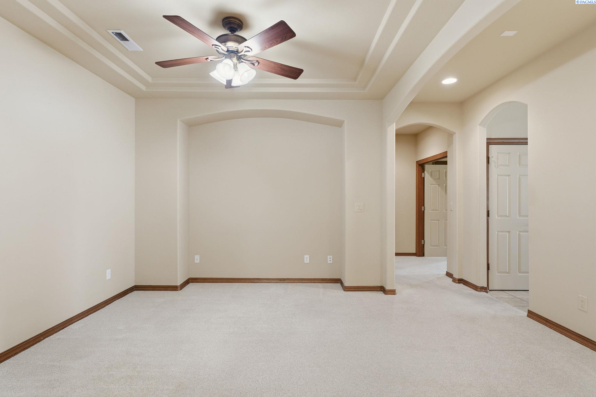 8409 W Bruneau Pl, Kennewick, WA 99336
