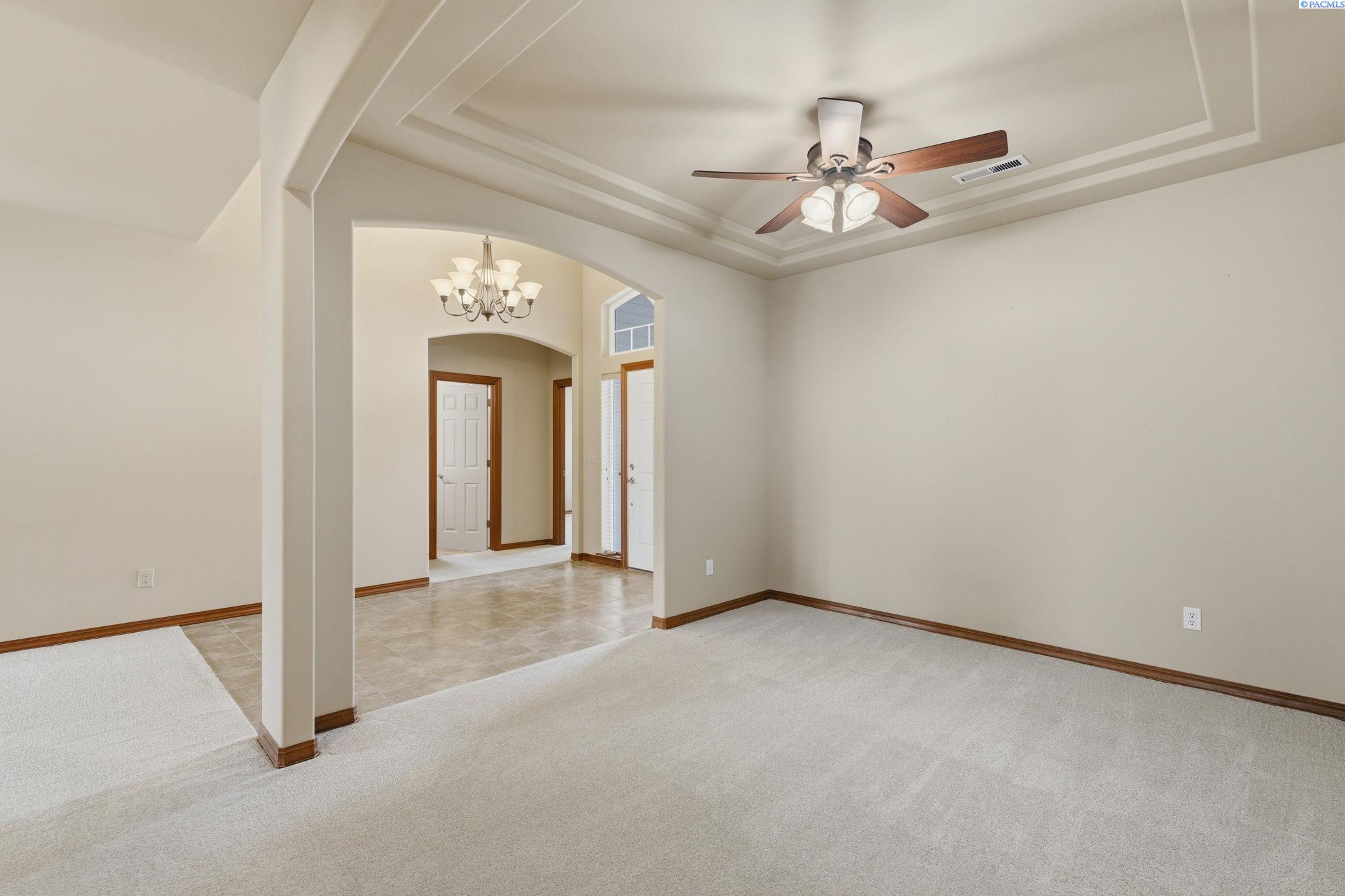 8409 W Bruneau Pl, Kennewick, WA 99336